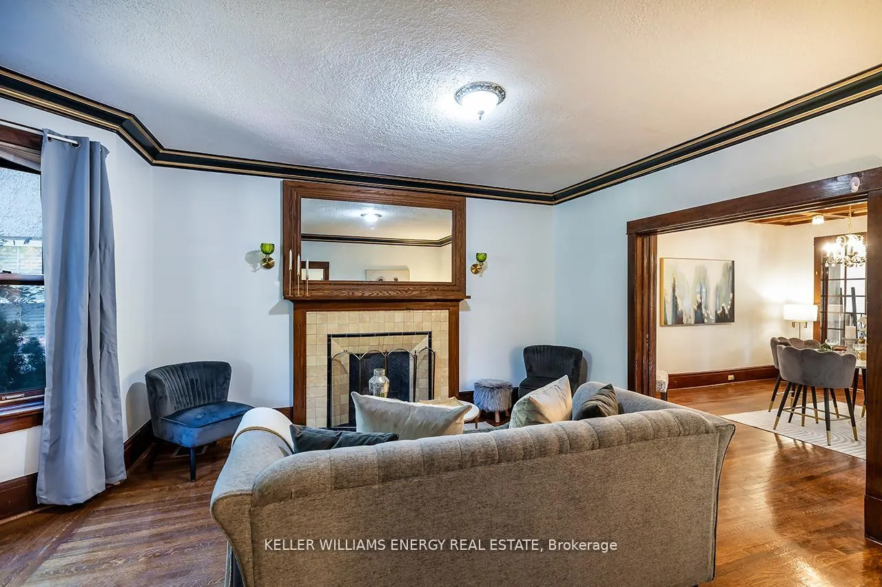 Photo 10 of 23 Connaught Street, Oshawa, O'Neill — HOMEH