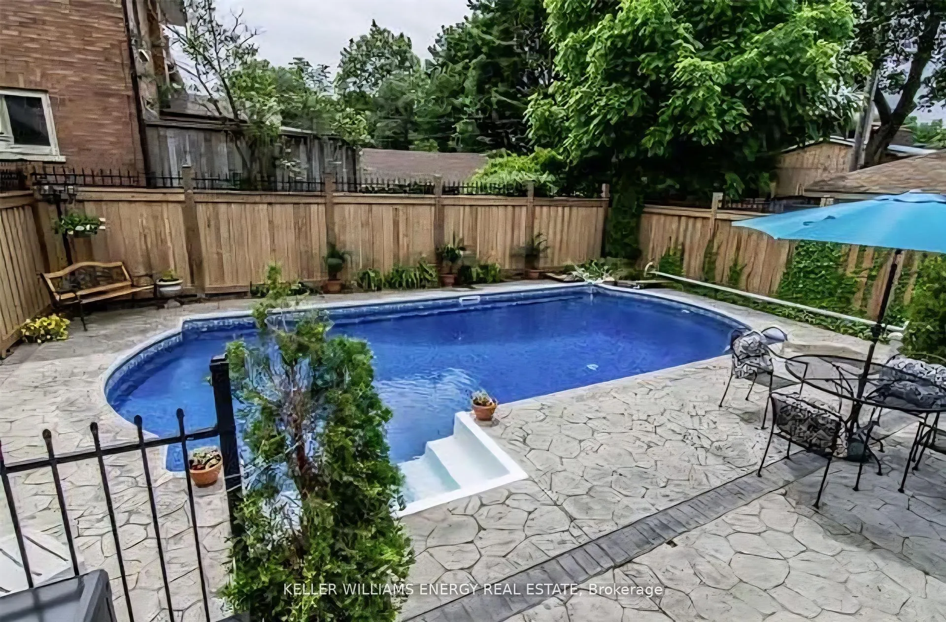 Photo 45 of 23 Connaught Street, Oshawa, O'Neill — HOMEH