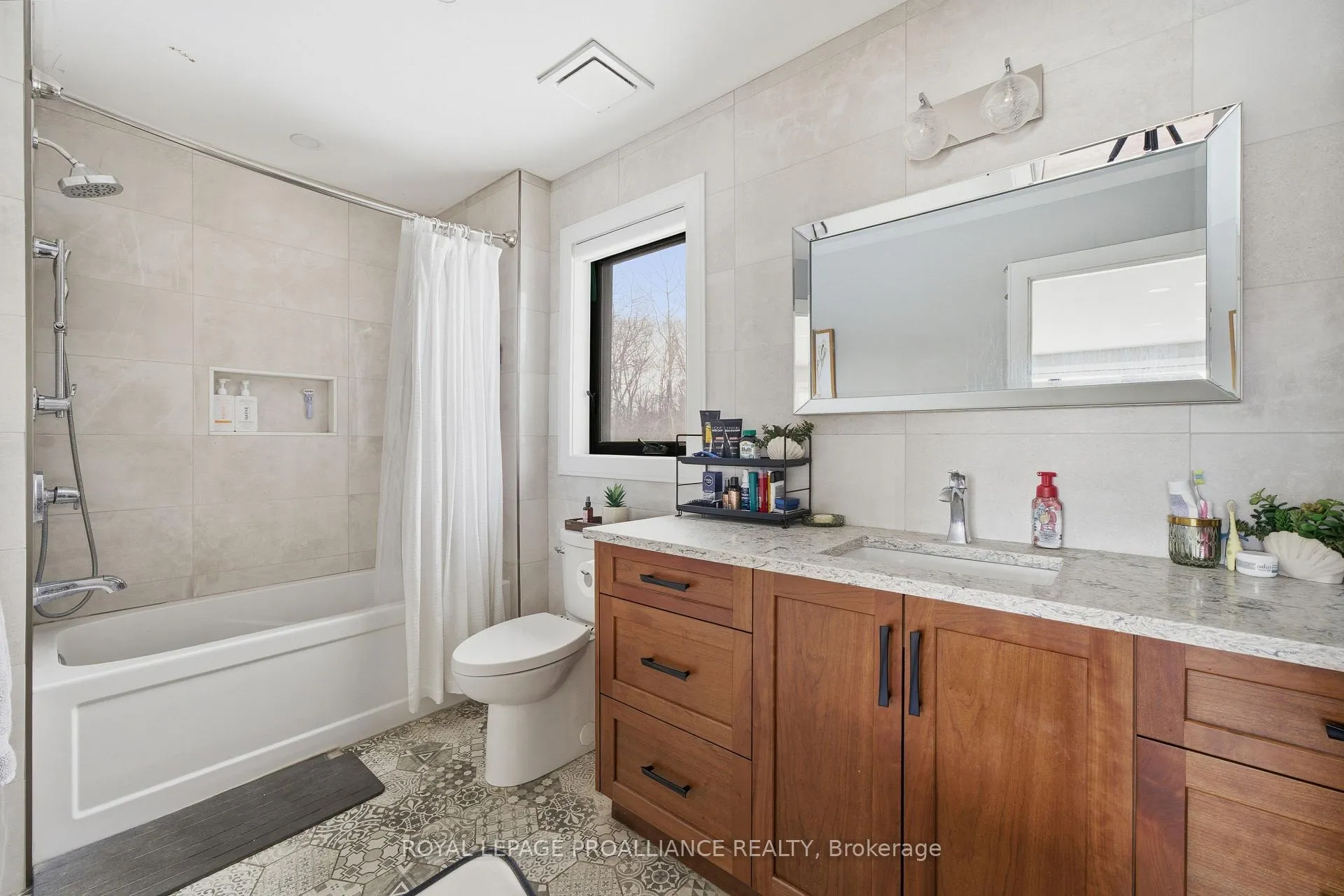 Photo 35 of 1308 County Rd 40, Quinte West, Murray Ward — HOMEH