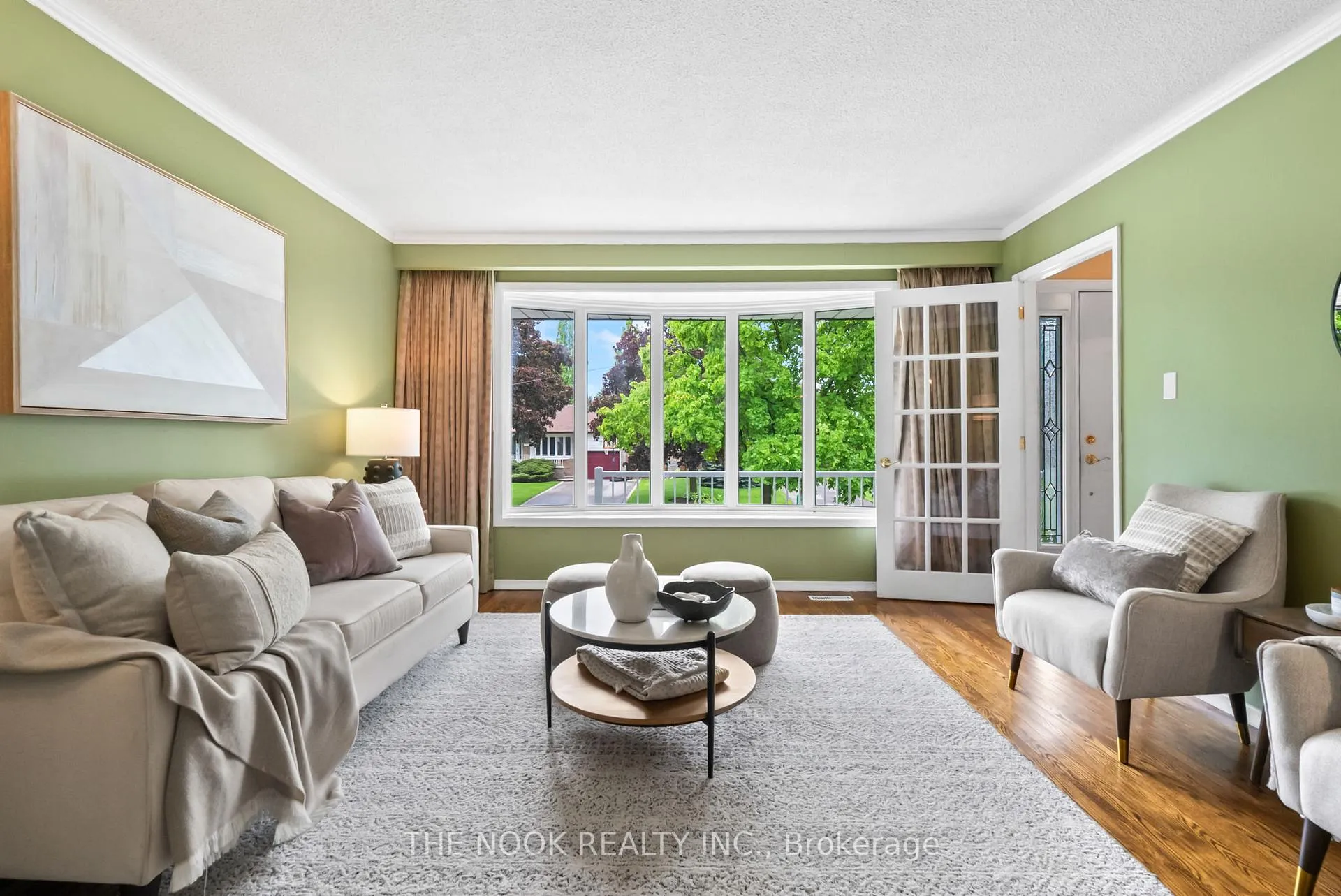 Photo 3 of 287 Viewmount Street, Oshawa, Donevan — HOMEH