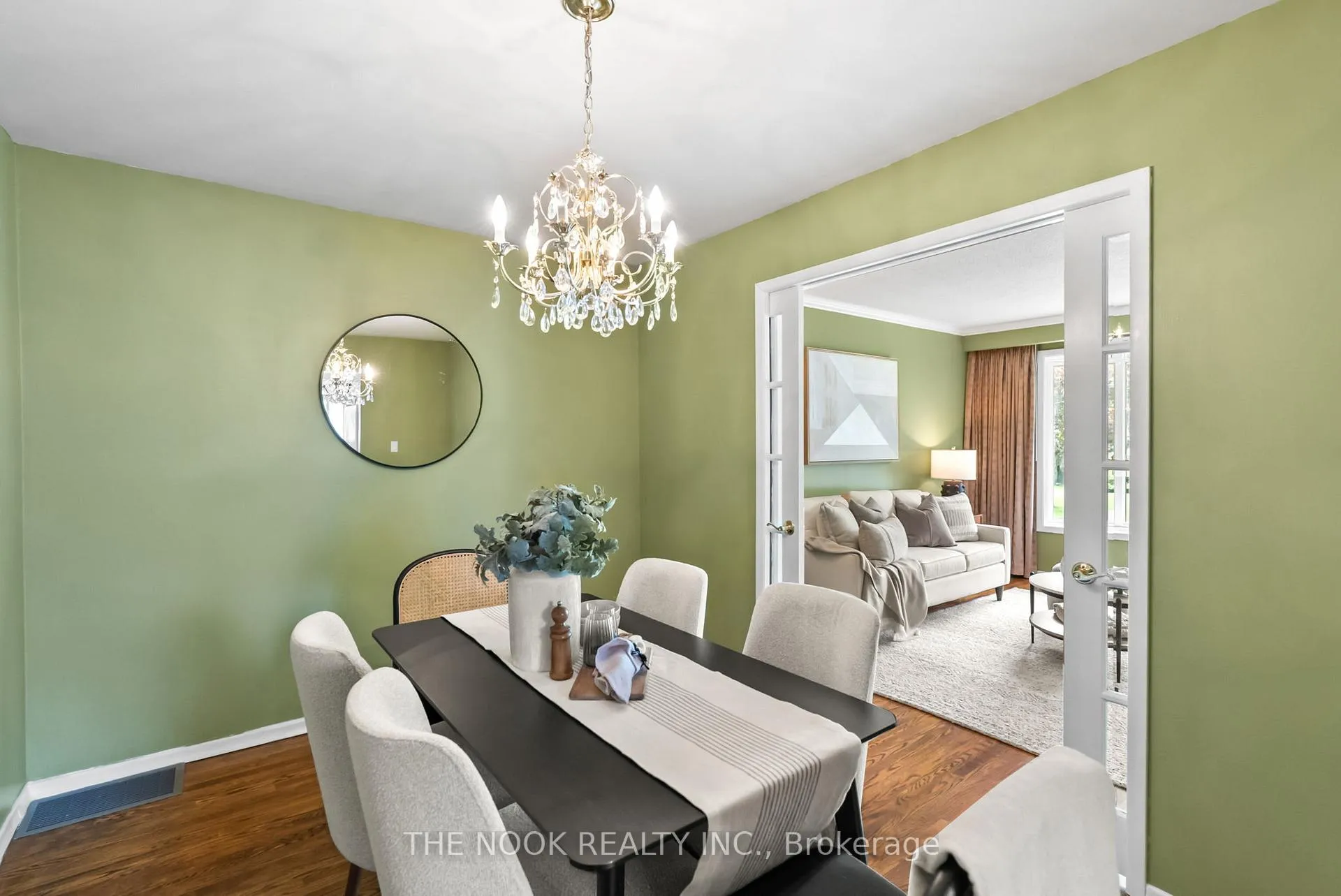 Photo 5 of 287 Viewmount Street, Oshawa, Donevan — HOMEH