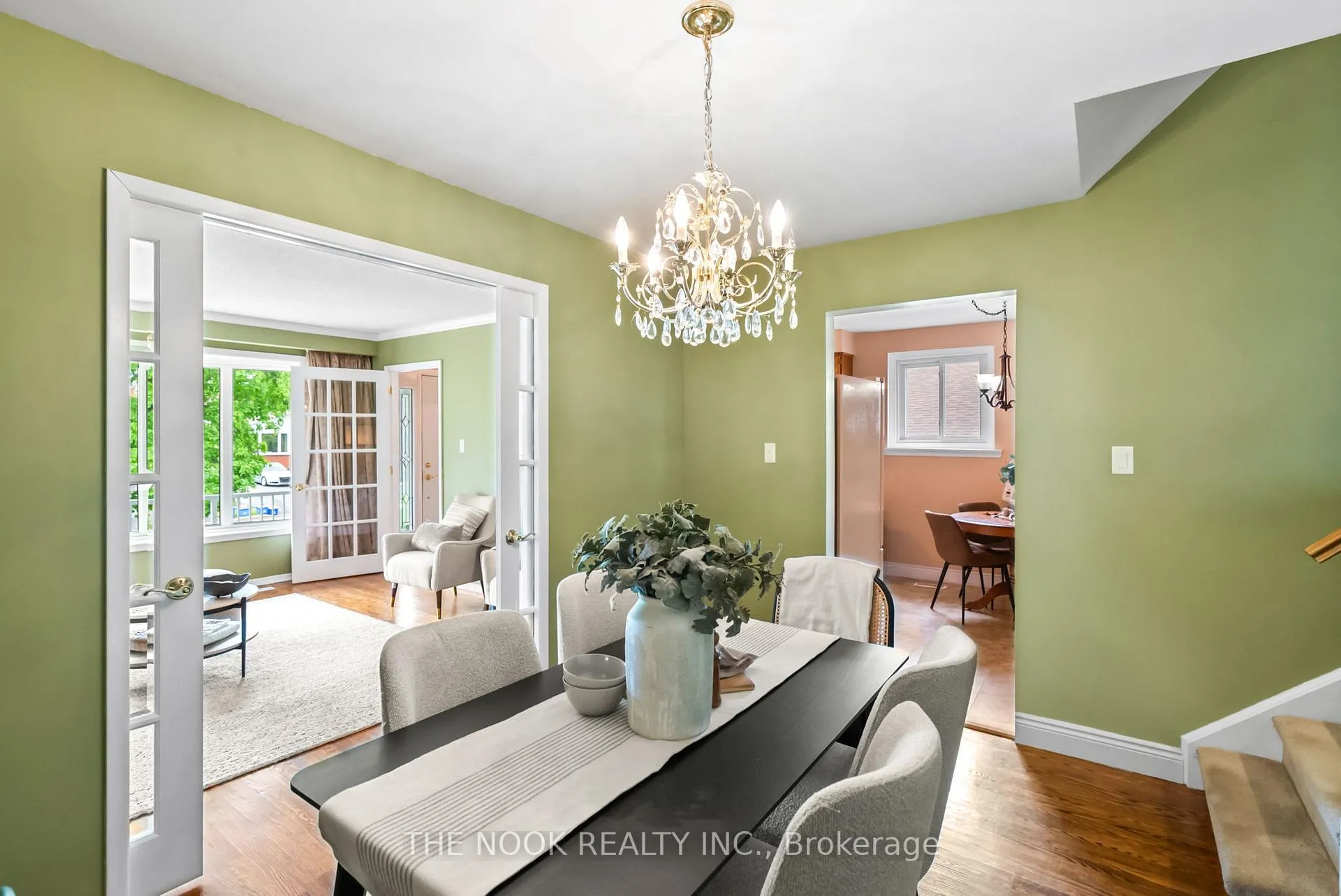 Photo 6 of 287 Viewmount Street, Oshawa, Donevan — HOMEH