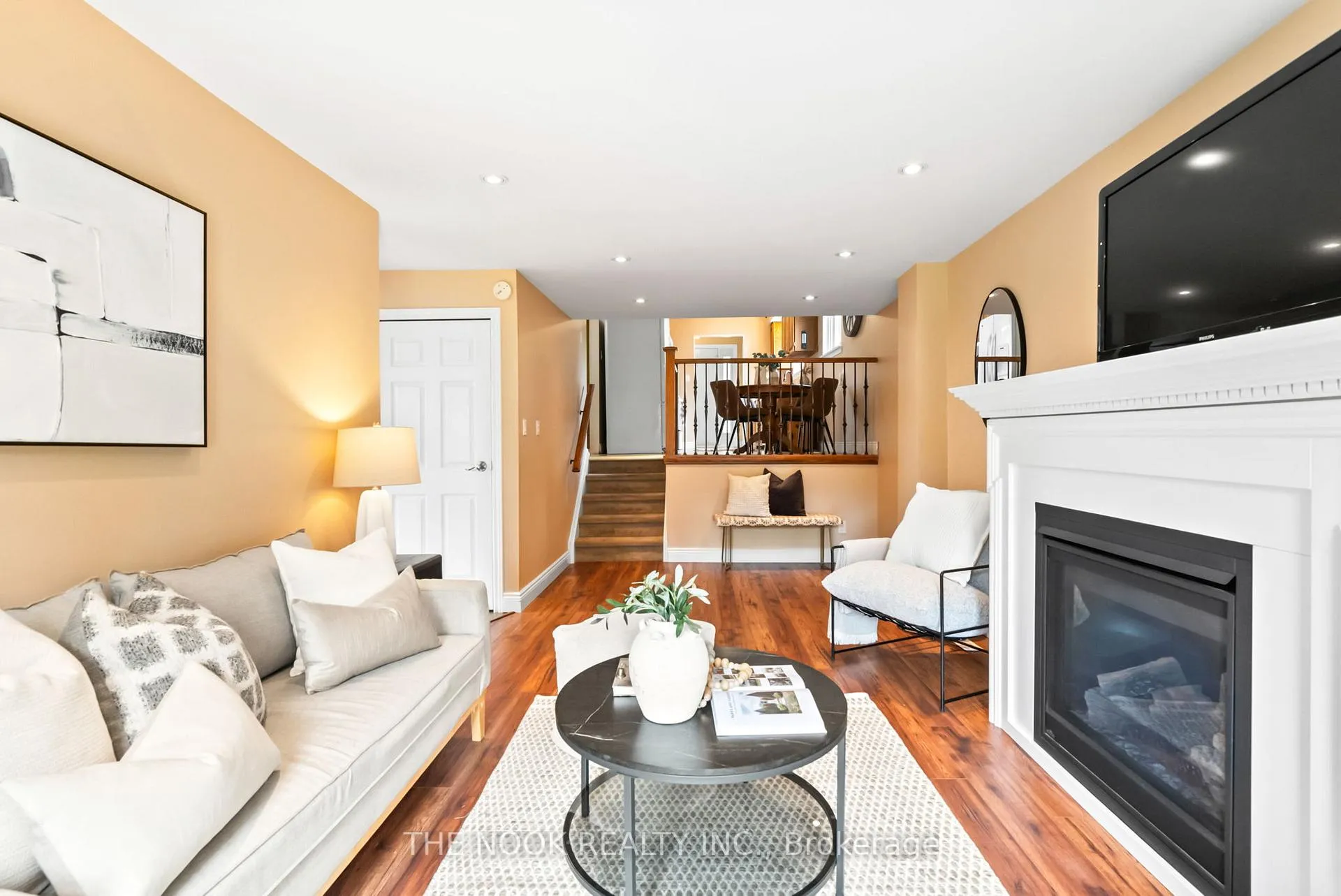 Photo 15 of 287 Viewmount Street, Oshawa, Donevan — HOMEH