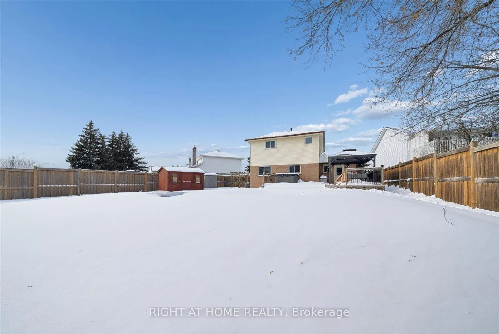 Photo 38 of 48 Cherry Blossom Crescent, Clarington, Courtice — HOMEH