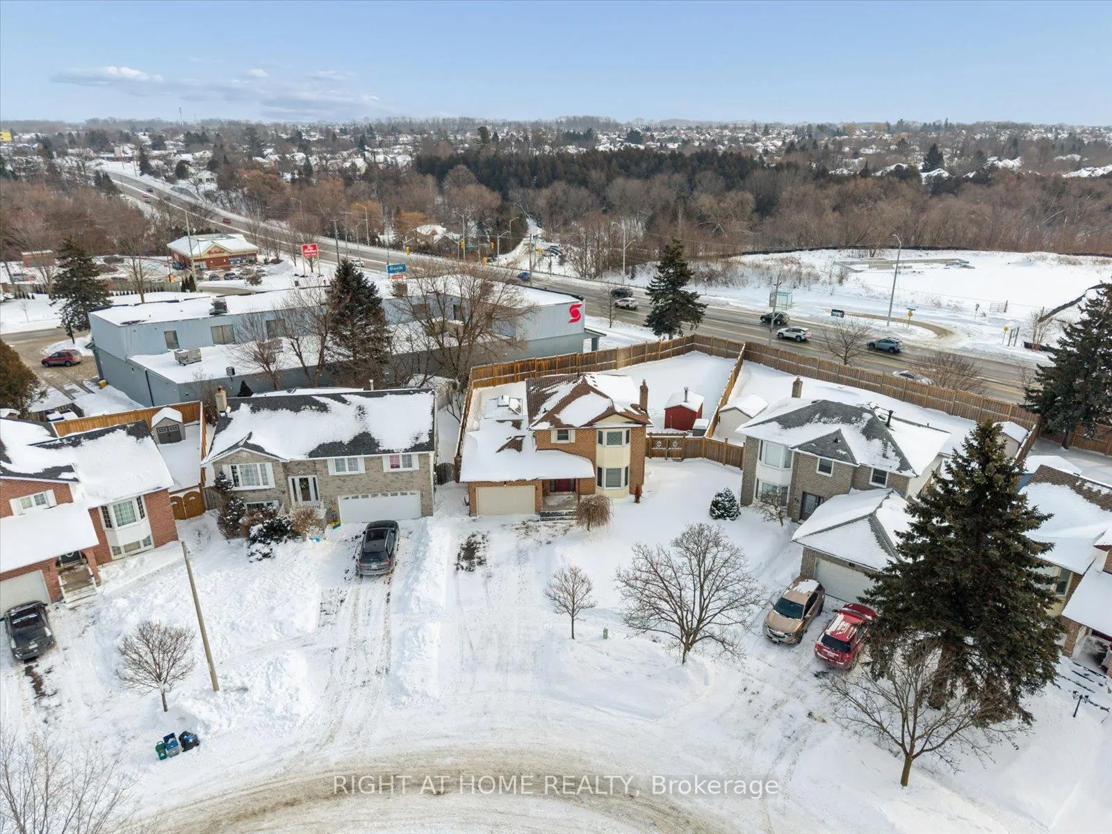 Photo 46 of 48 Cherry Blossom Crescent, Clarington, Courtice — HOMEH