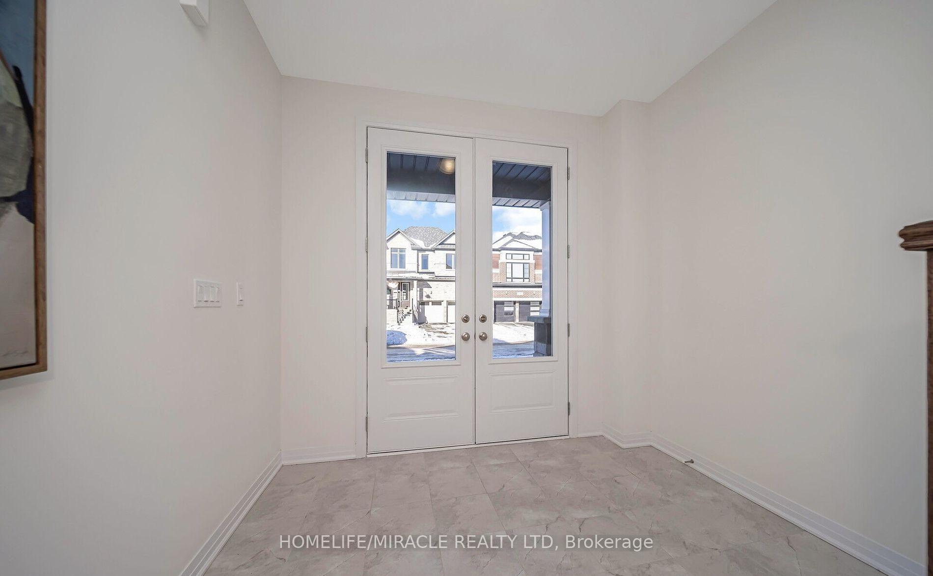 Photo 5 of 19 Tyler Avenue N, Erin — HOMEH
