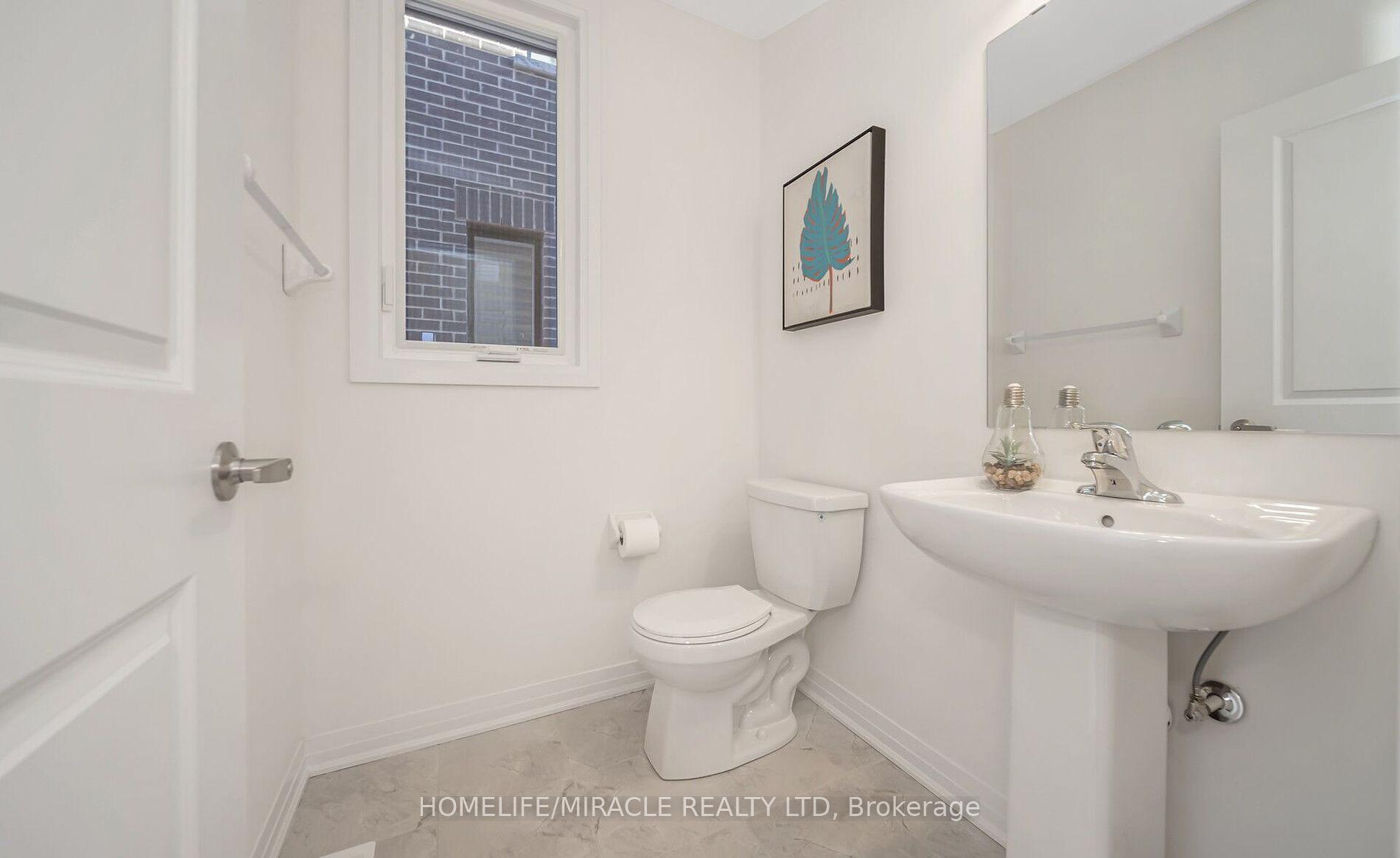 Photo 7 of 19 Tyler Avenue N, Erin — HOMEH