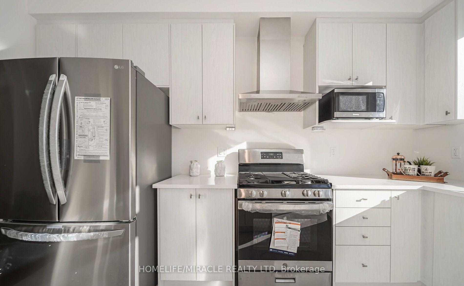Photo 15 of 19 Tyler Avenue N, Erin — HOMEH