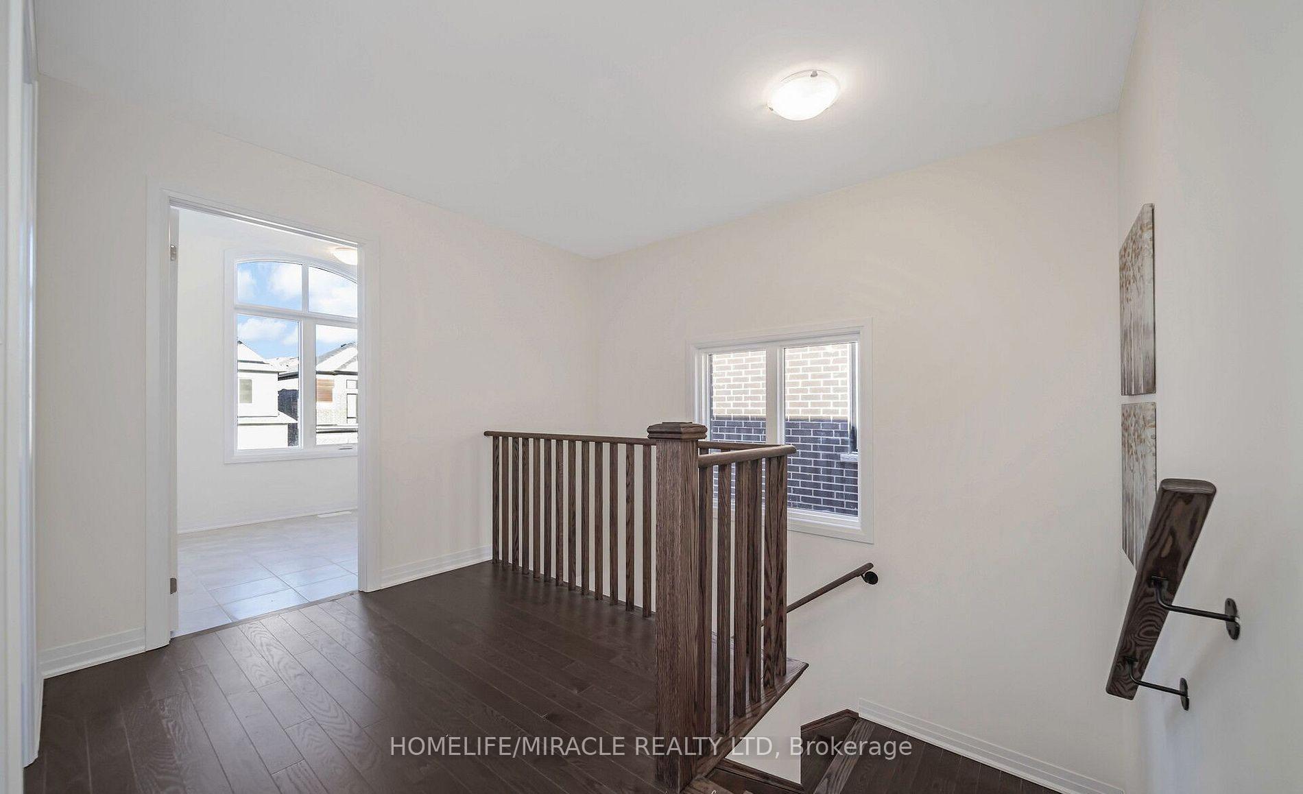 Photo 17 of 19 Tyler Avenue N, Erin — HOMEH