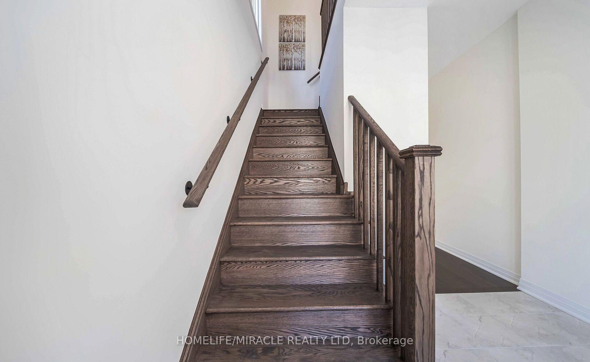 Photo 21 of 19 Tyler Avenue N, Erin — HOMEH