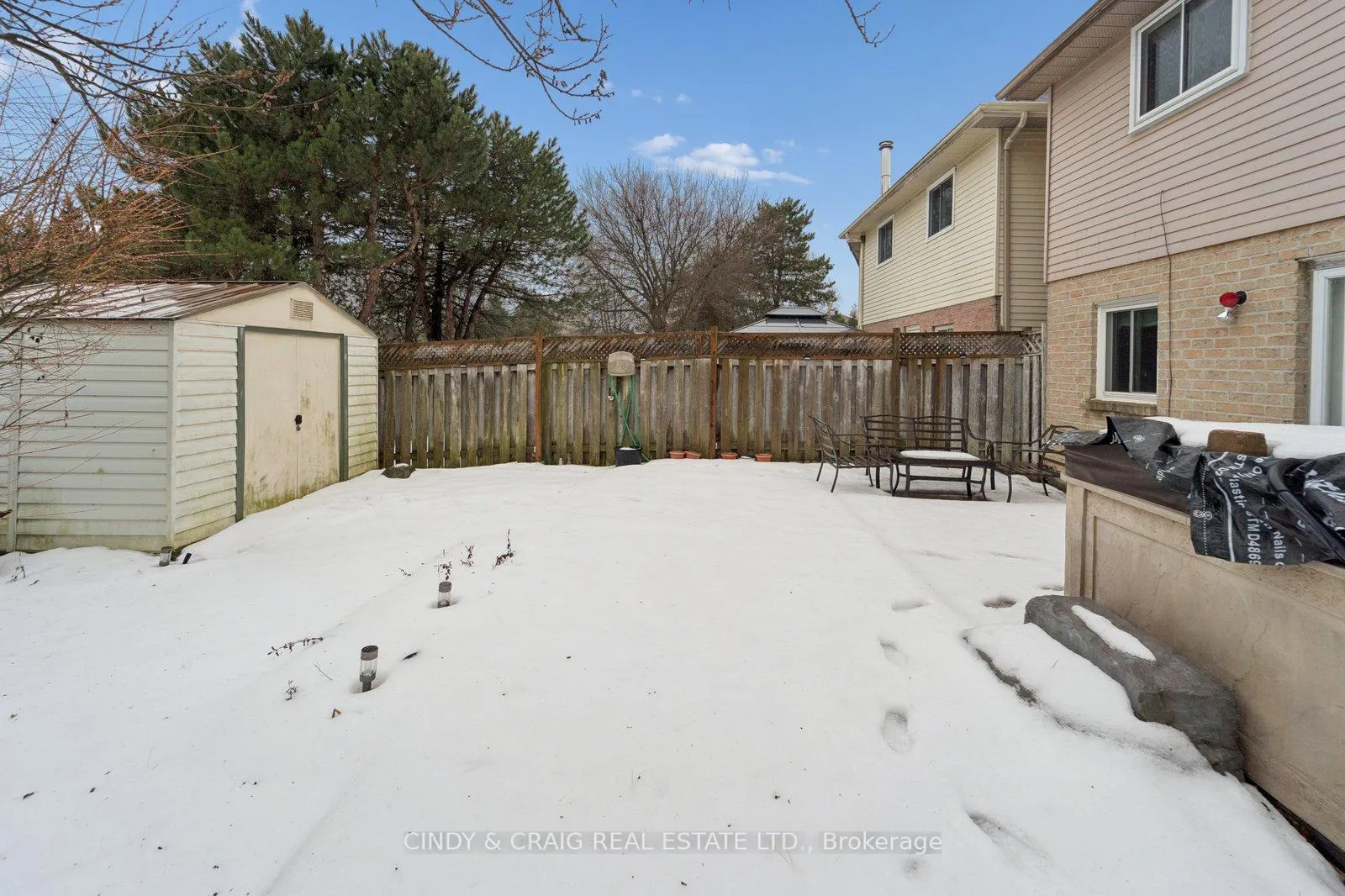 Photo 16 of 7 Empire Crescent, Clarington, Courtice — HOMEH