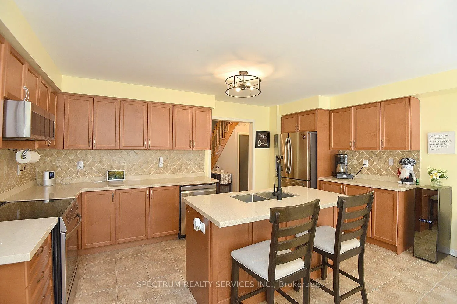 Photo 6 of 56 Mcknight Avenue, Hamilton, Waterdown — HOMEH