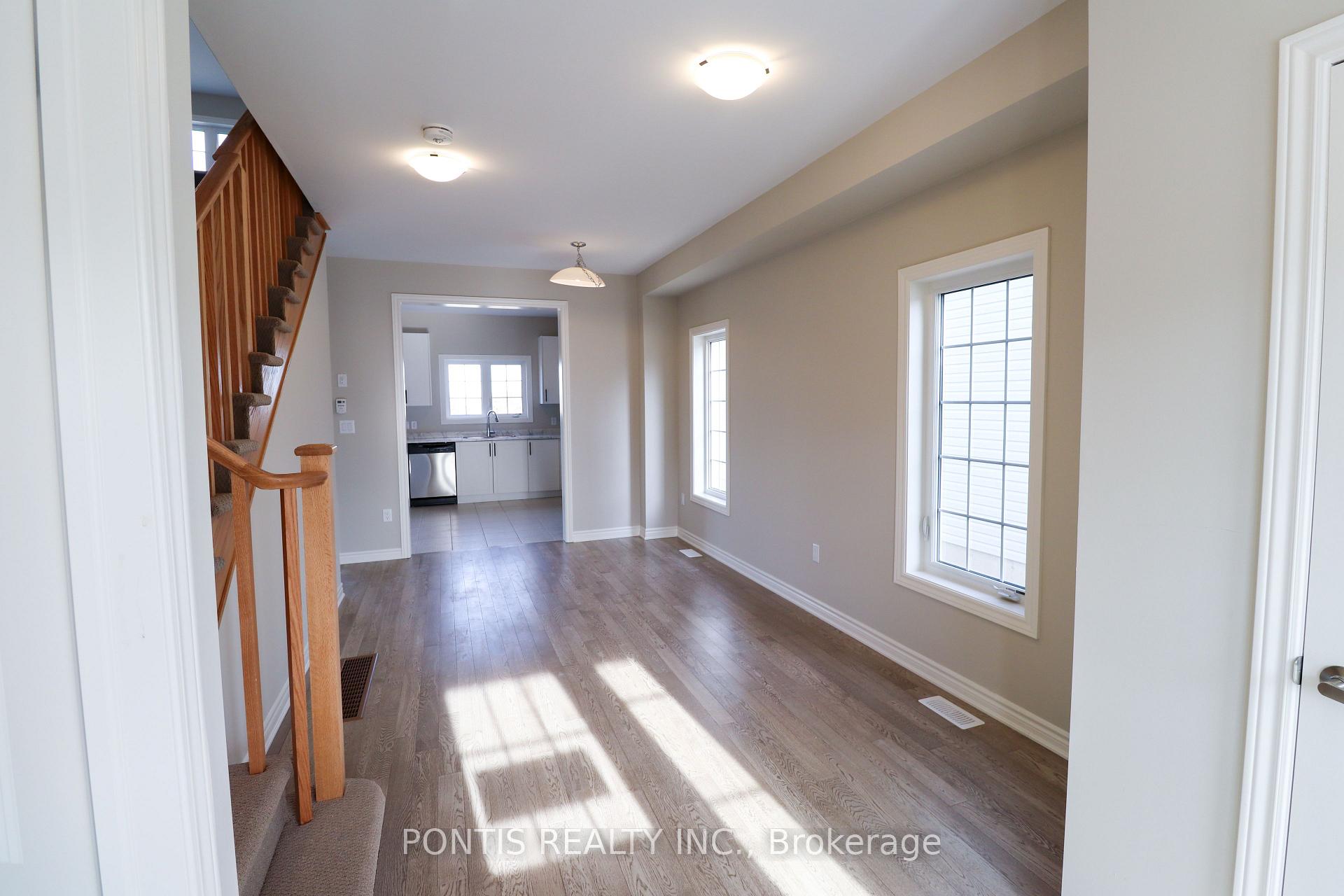 Photo 5 of 288 Springfield Crescent, Clearview, Stayner — HOMEH