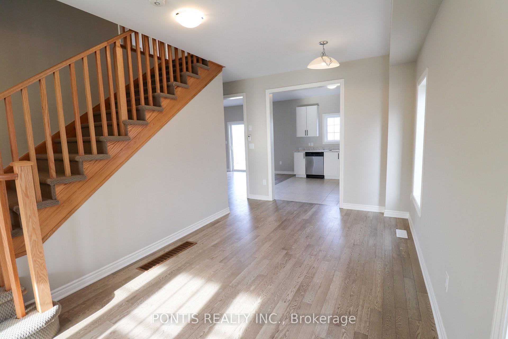 Photo 6 of 288 Springfield Crescent, Clearview, Stayner — HOMEH