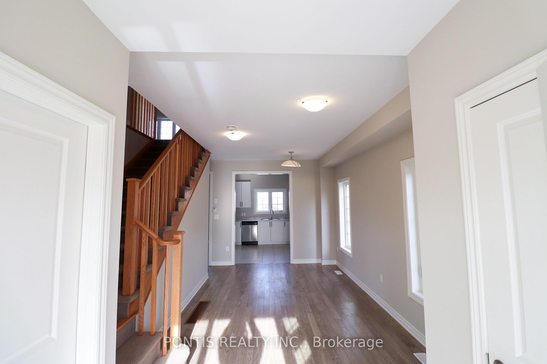 Photo 11 of 288 Springfield Crescent, Clearview, Stayner — HOMEH