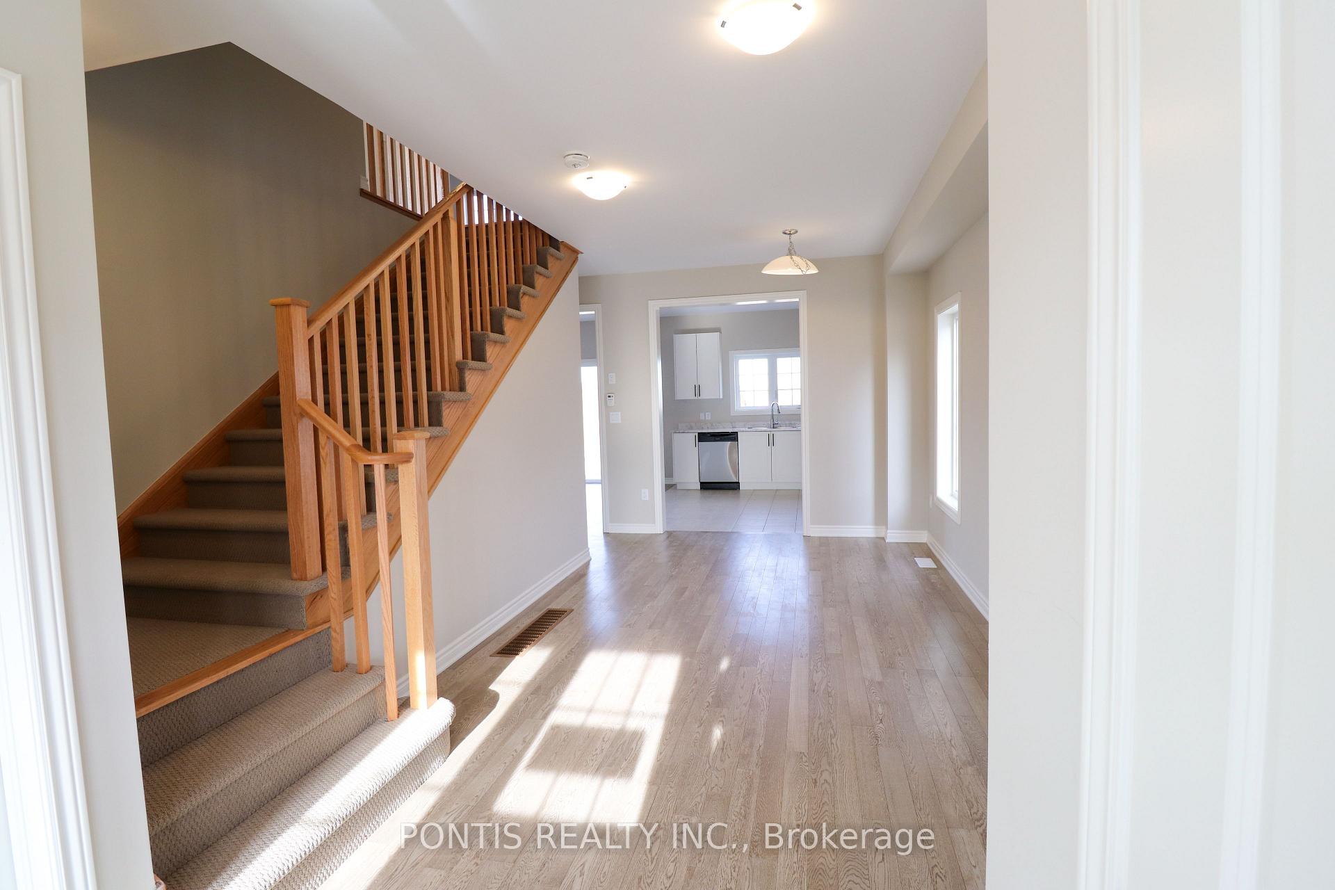 Photo 12 of 288 Springfield Crescent, Clearview, Stayner — HOMEH