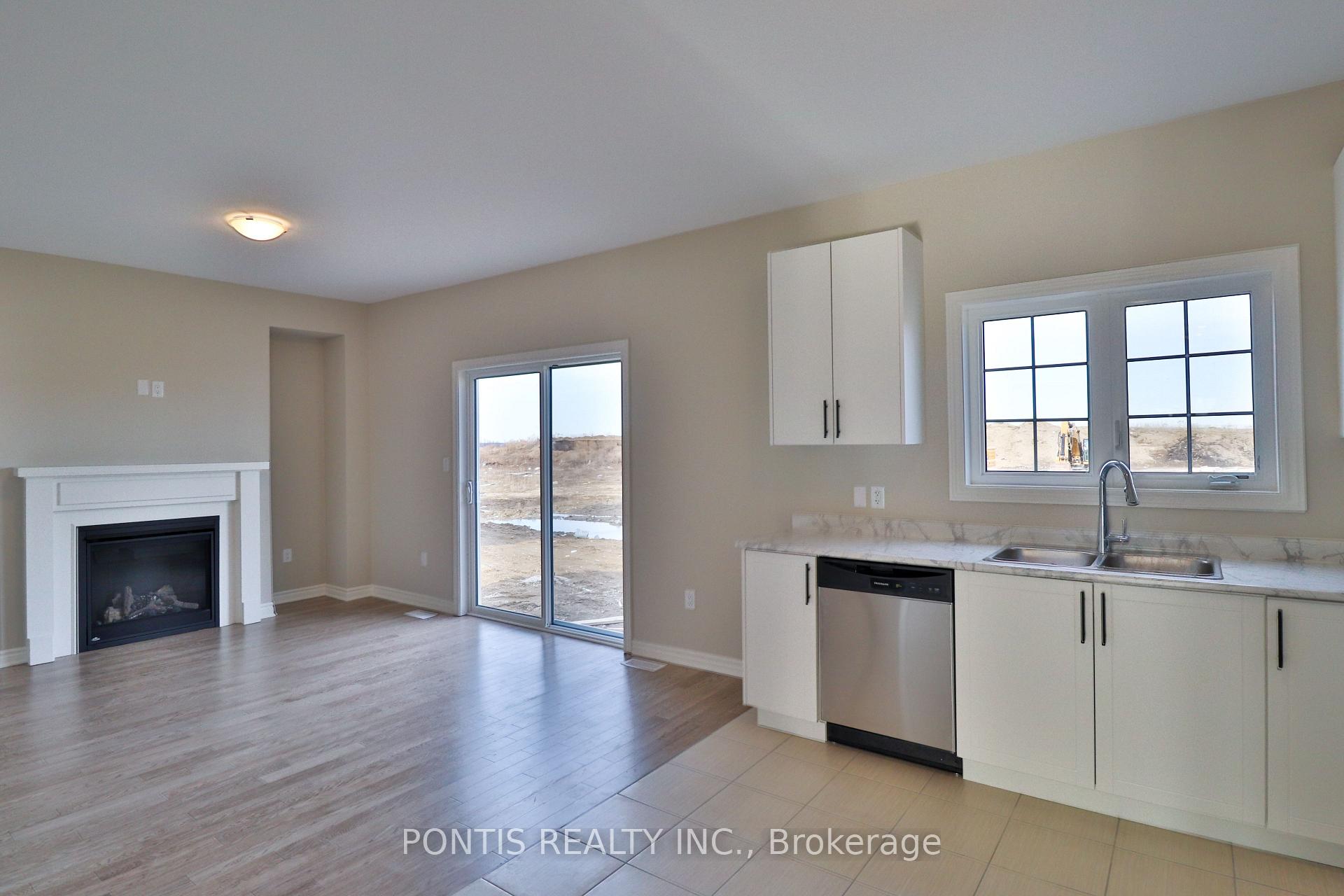 Photo 13 of 288 Springfield Crescent, Clearview, Stayner — HOMEH