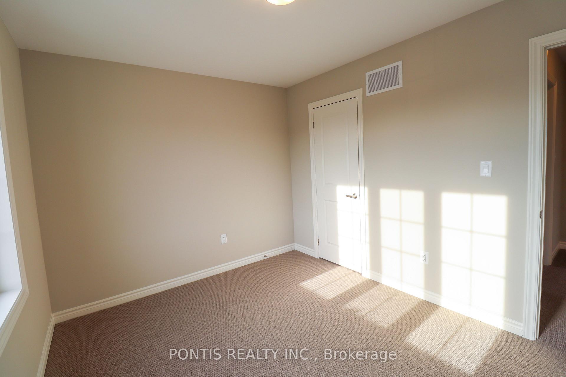 Photo 21 of 288 Springfield Crescent, Clearview, Stayner — HOMEH
