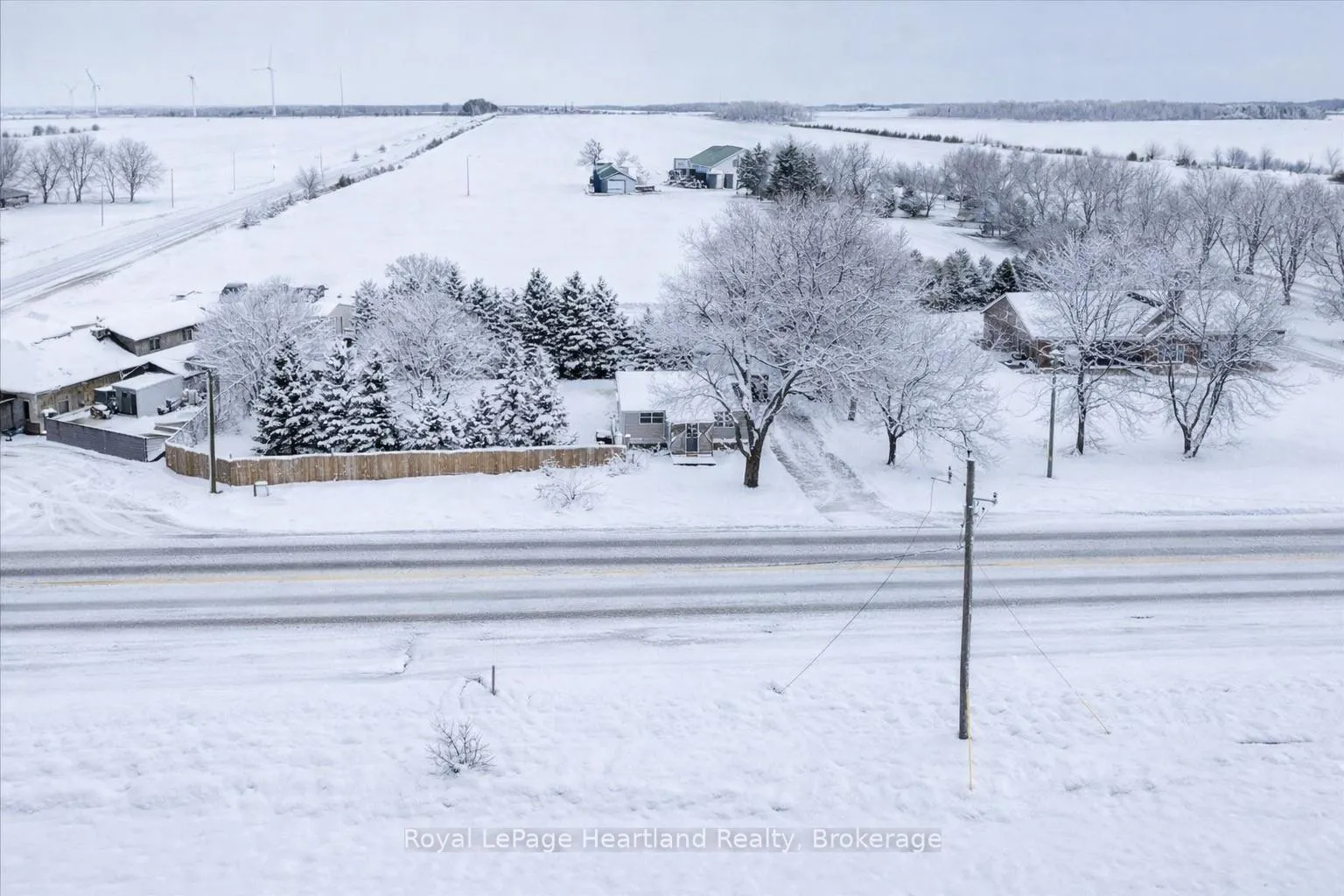 Photo 3 of 7637 Wellington Road 7, Mapleton, Rural Mapleton — HOMEH