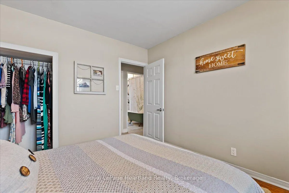 Photo 17 of 7637 Wellington Road 7, Mapleton, Rural Mapleton — HOMEH