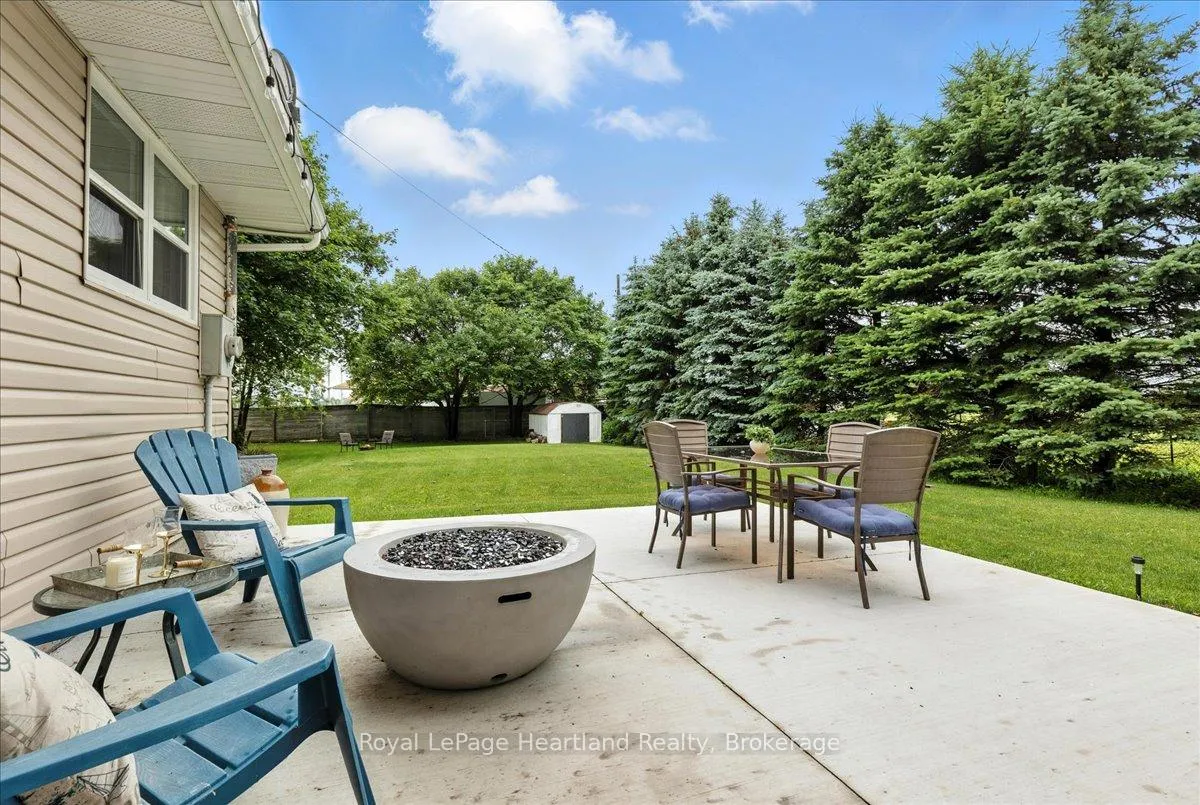 Photo 36 of 7637 Wellington Road 7, Mapleton, Rural Mapleton — HOMEH