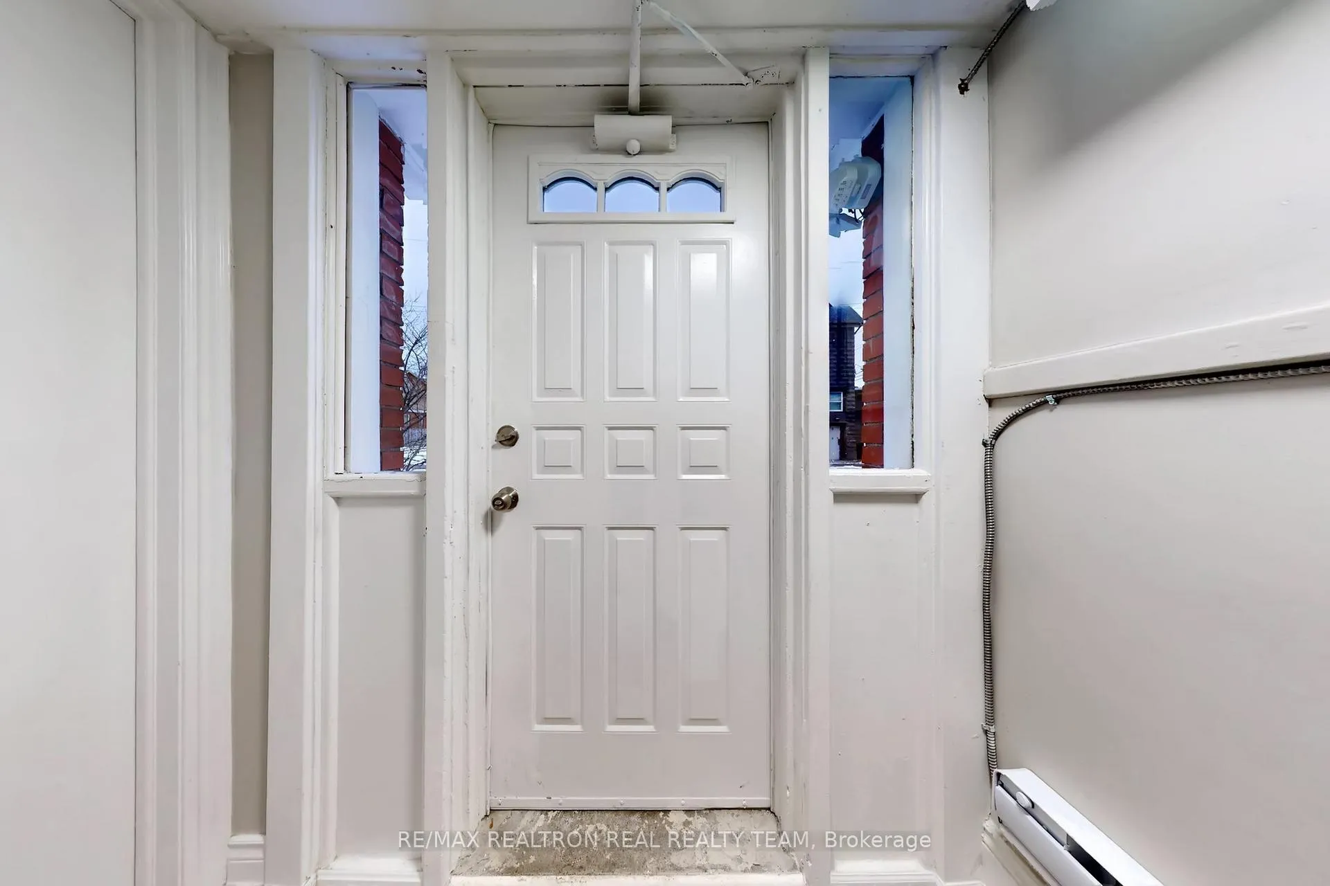 Photo 13 of 195 Balmoral Avenue N, Hamilton, Crown Point — HOMEH