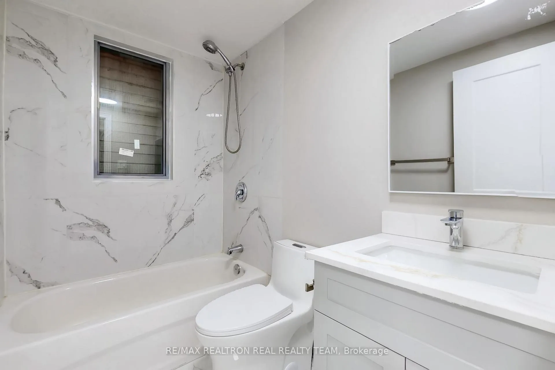 Photo 22 of 195 Balmoral Avenue N, Hamilton, Crown Point — HOMEH