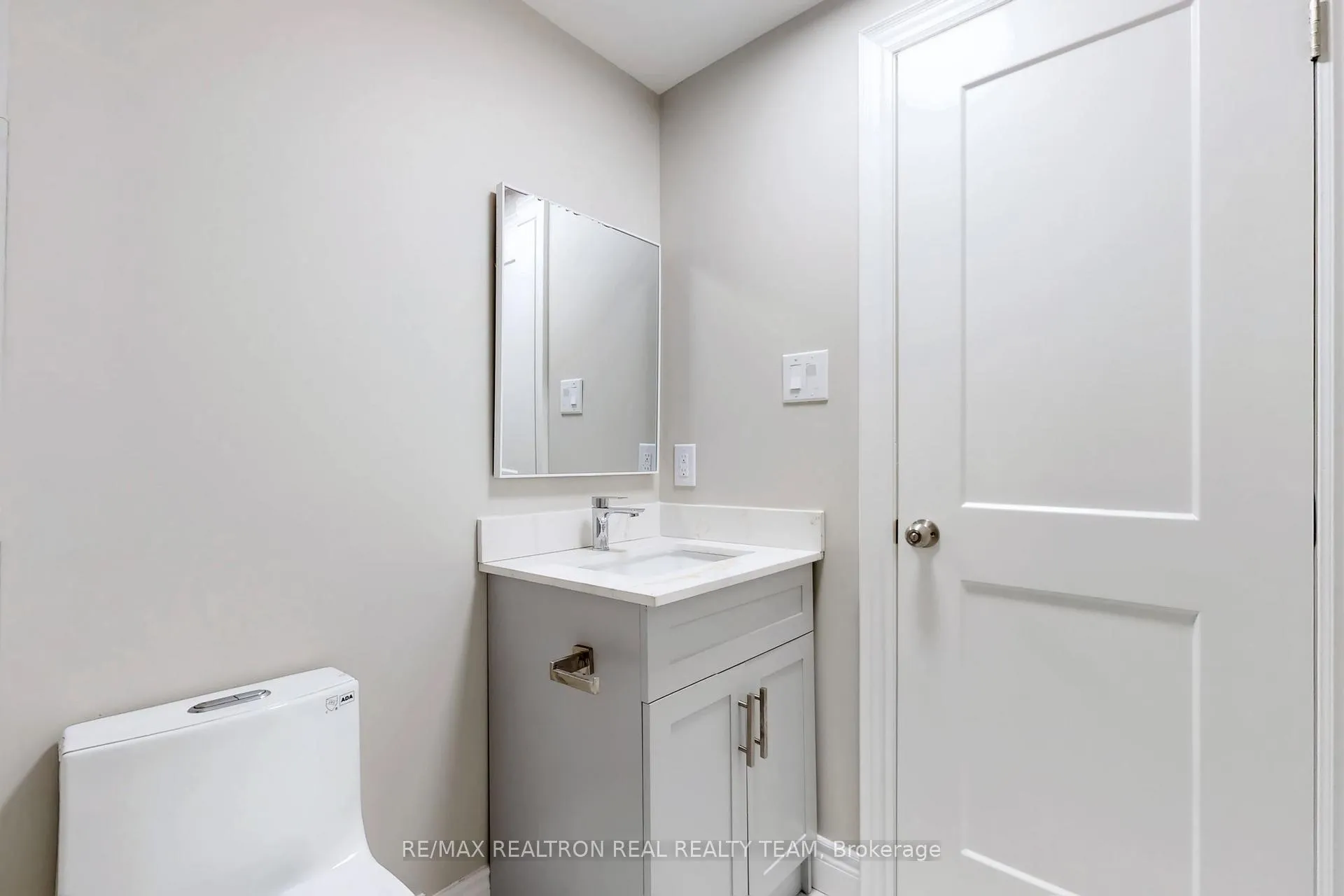 Photo 23 of 195 Balmoral Avenue N, Hamilton, Crown Point — HOMEH