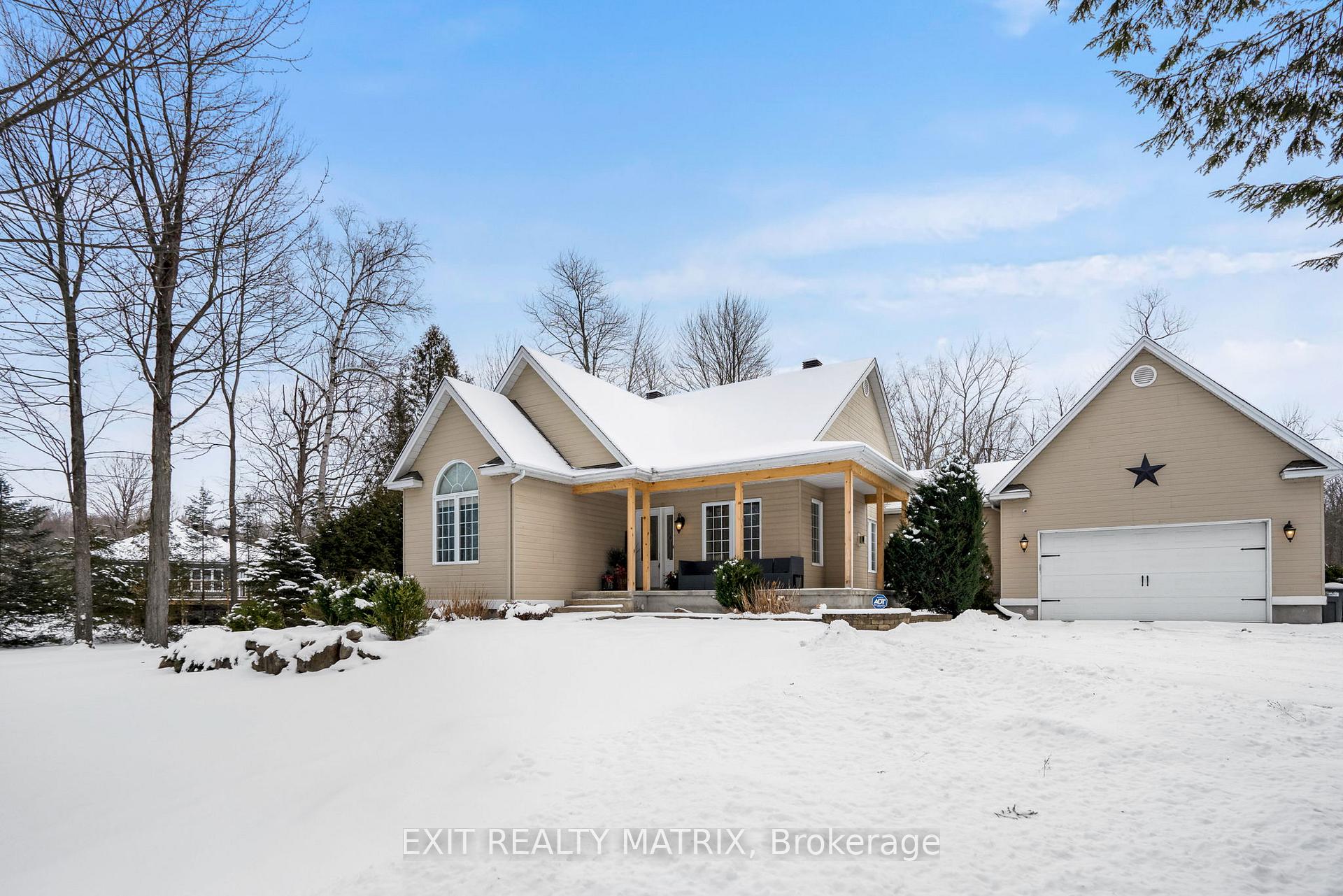 Photo 1 of 736 Fox Run Road, Champlain, Champlain Twp — HOMEH