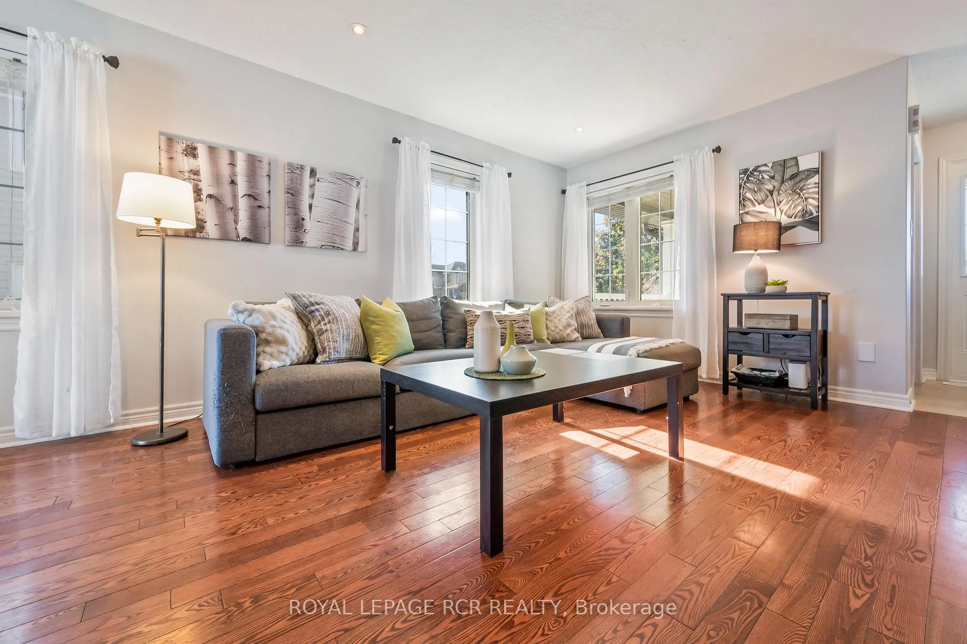 Photo 4 of 121 Fleming Way, Shelburne — HOMEH