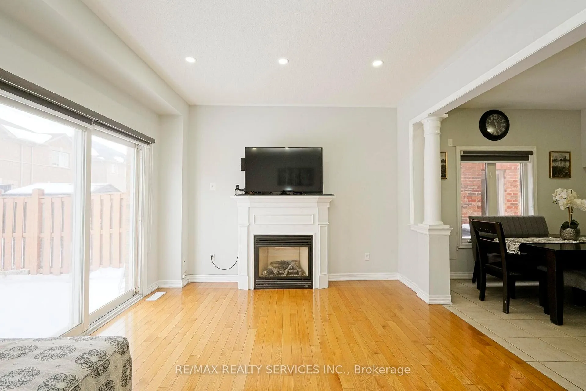 Photo 16 of 49 Crystalview Crescent, Brampton, Bram East — HOMEH