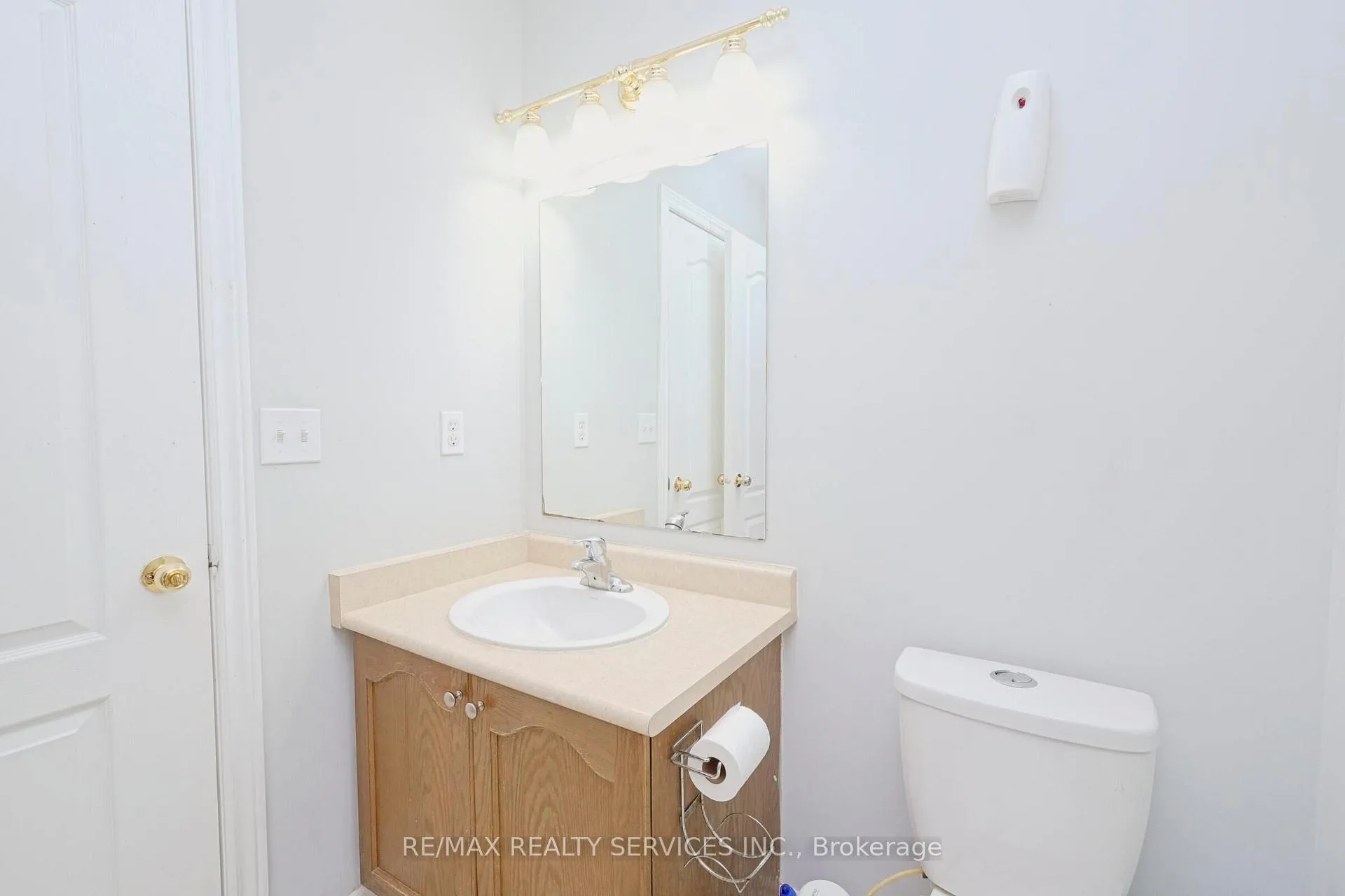 Photo 33 of 49 Crystalview Crescent, Brampton, Bram East — HOMEH