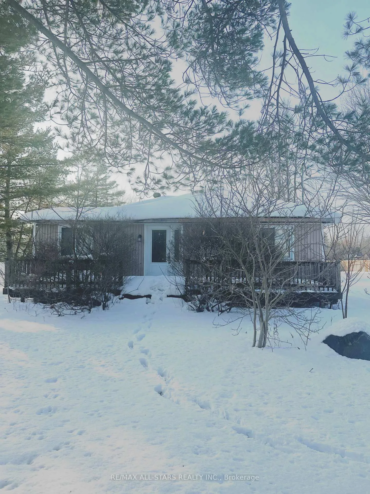 Photo 3 of 10 Rushton Road, Georgina, Historic Lakeshore Communities — HOMEH
