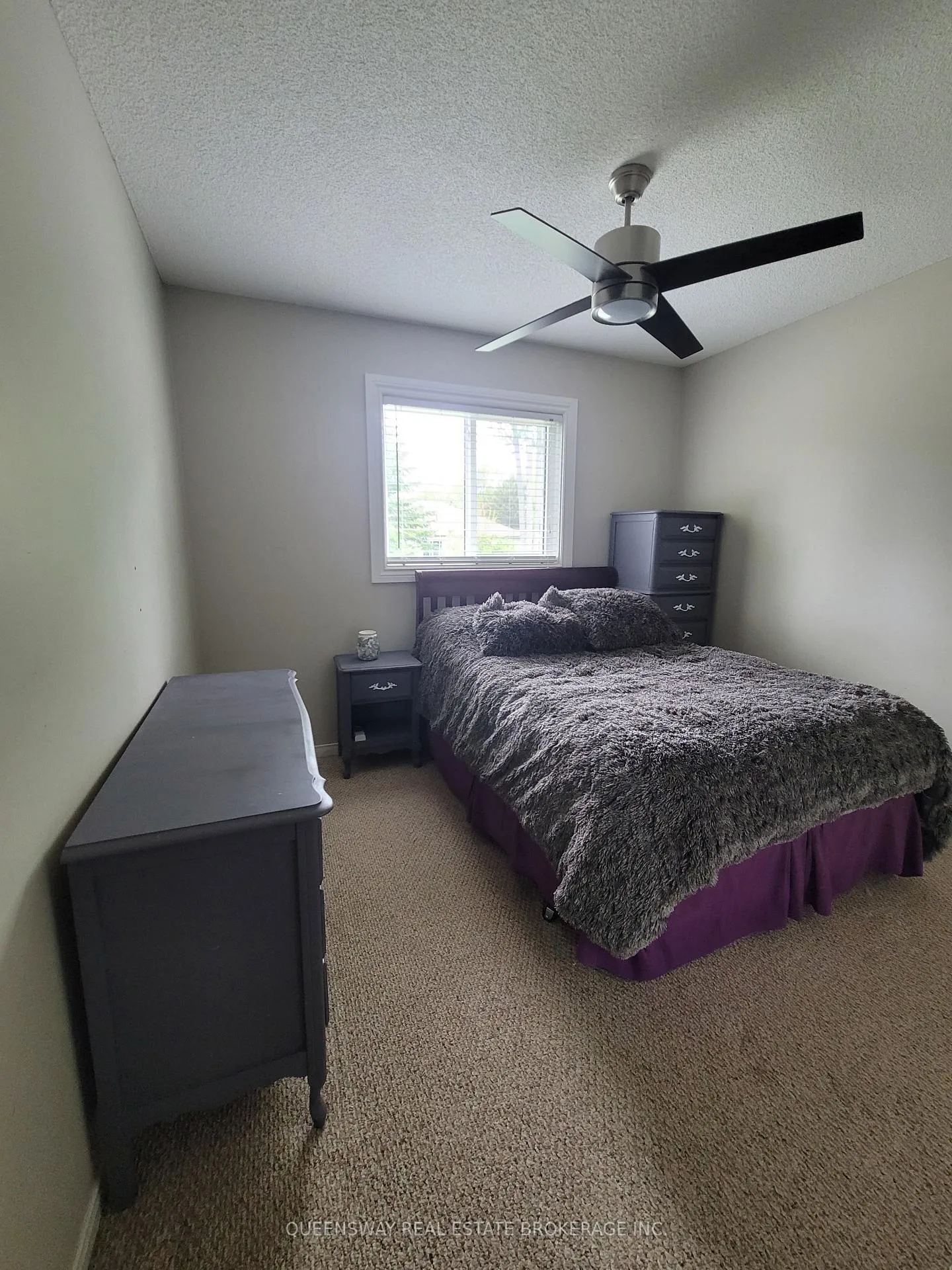 Photo 10 of 50 Acorn Crescent, Wasaga Beach — HOMEH