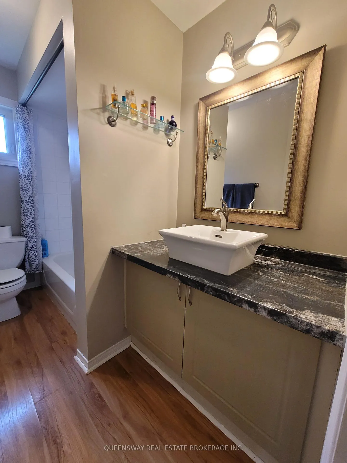 Photo 11 of 50 Acorn Crescent, Wasaga Beach — HOMEH