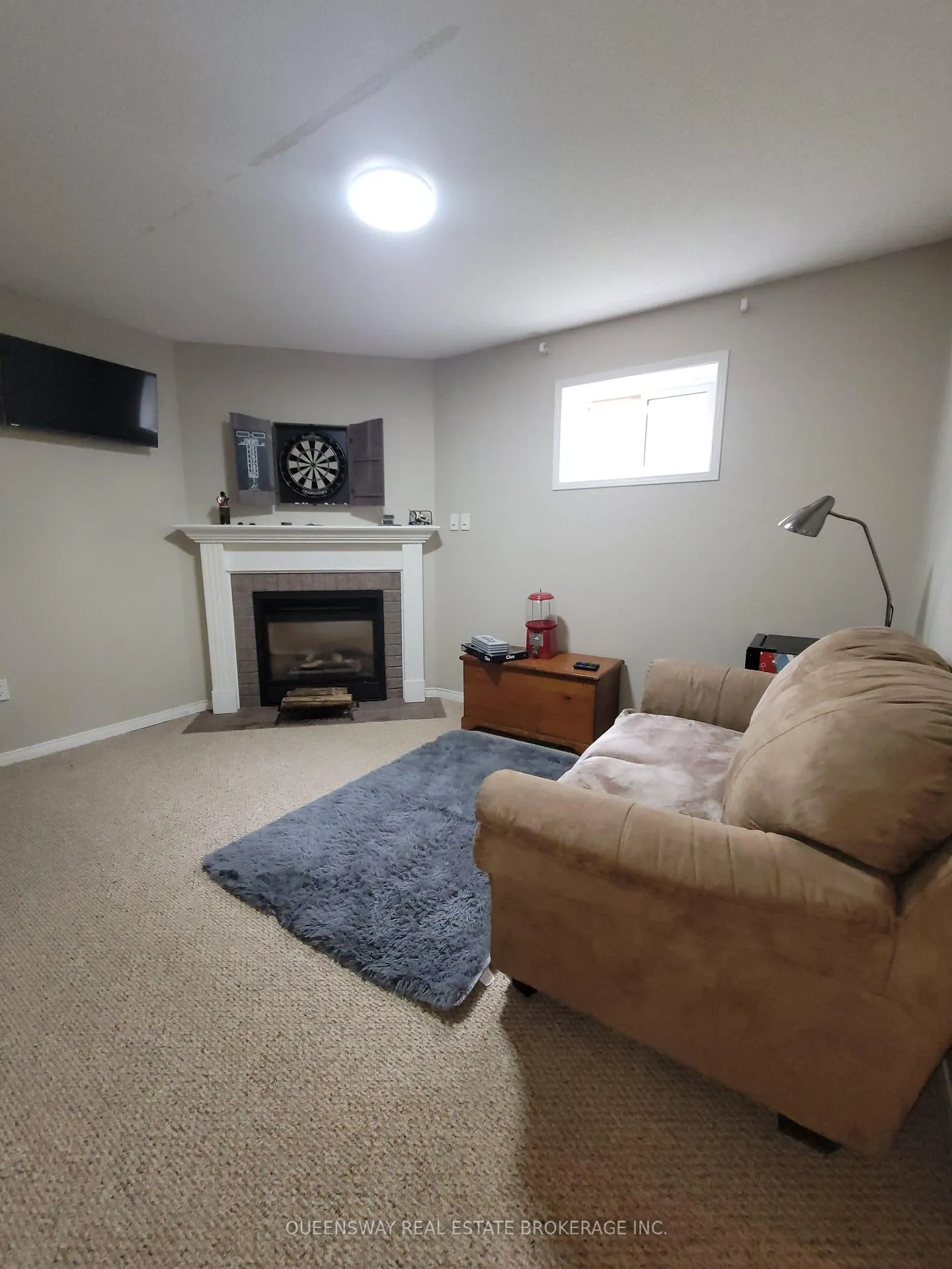 Photo 13 of 50 Acorn Crescent, Wasaga Beach — HOMEH