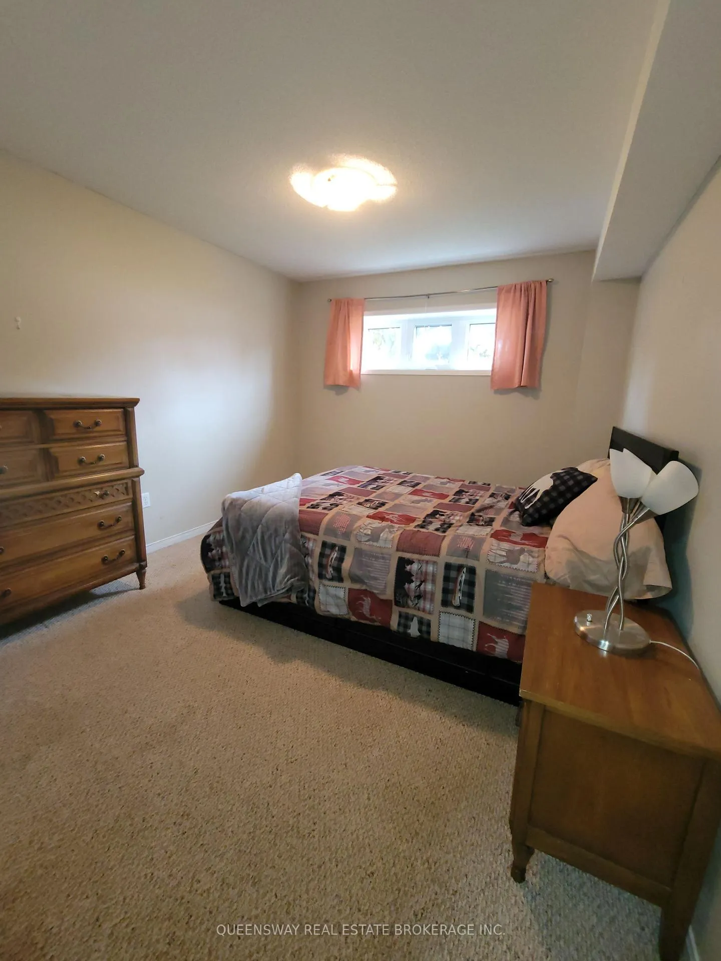 Photo 14 of 50 Acorn Crescent, Wasaga Beach — HOMEH