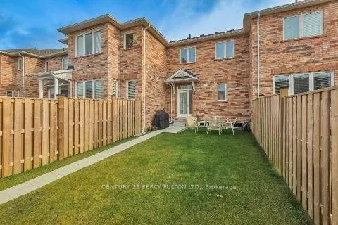 Photo 13 of 30 Terry Fox Street, Markham, Cornell — HOMEH