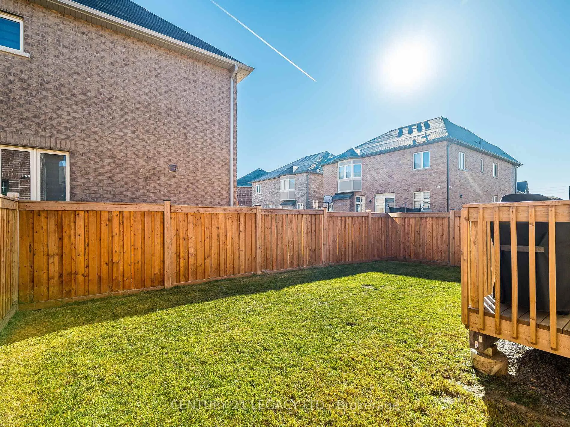 Photo 26 of 21 Goodview Drive, Brampton, Sandringham-Wellington North — HOMEH