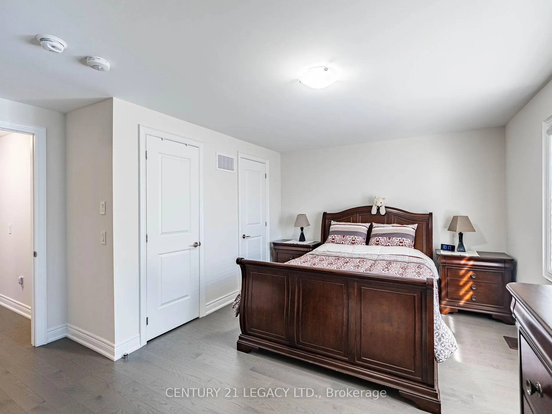 Photo 48 of 21 Goodview Drive, Brampton, Sandringham-Wellington North — HOMEH