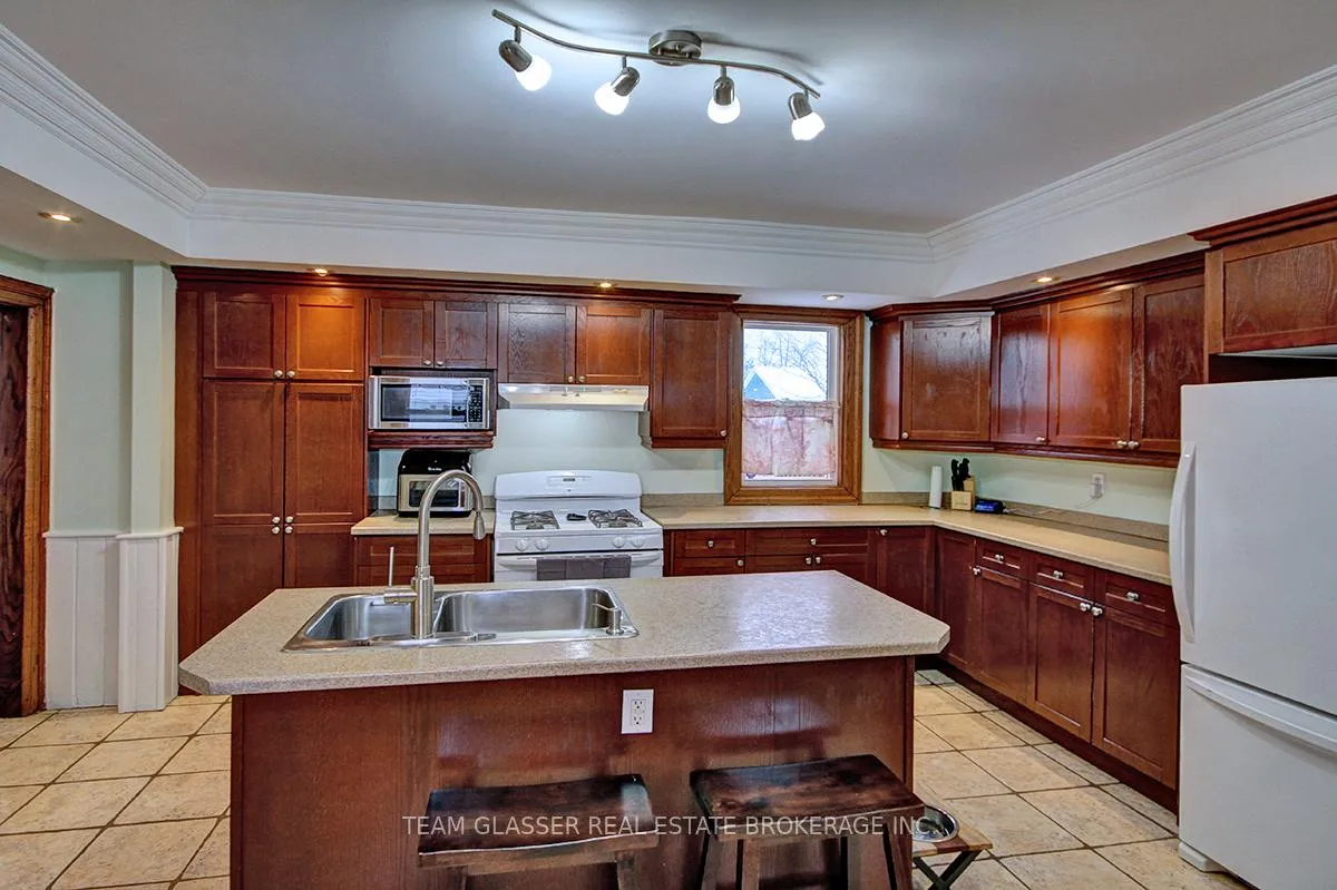 Photo 10 of 173 Maple Street, West Elgin, West Lorne — HOMEH