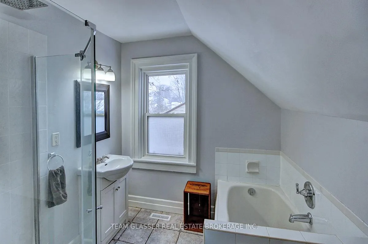 Photo 25 of 173 Maple Street, West Elgin, West Lorne — HOMEH