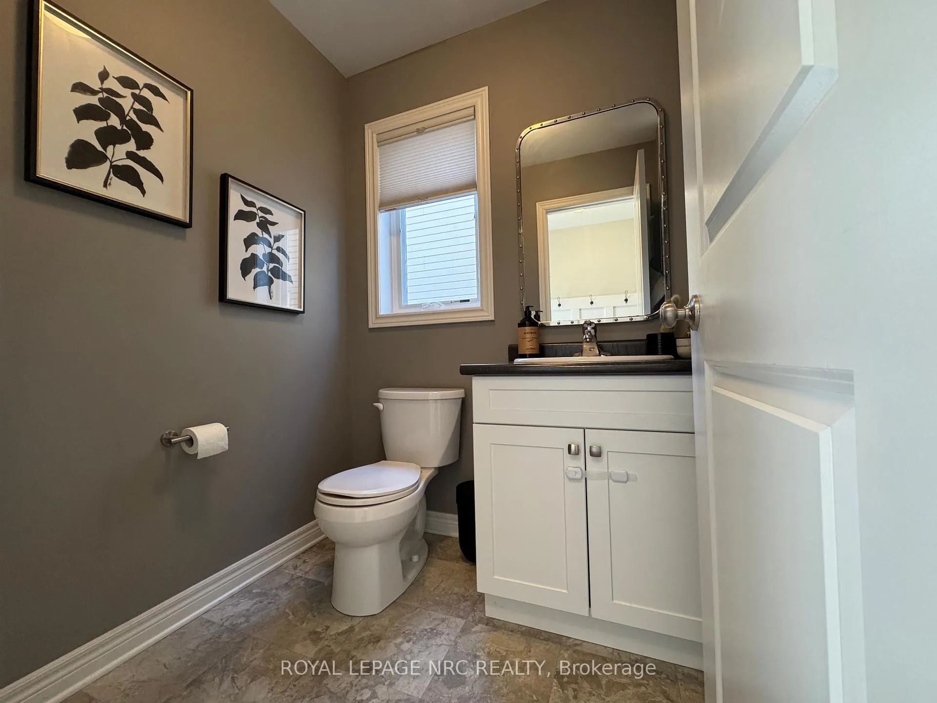 Photo 5 of 11 Violet Street, St. Catharines, Grapeview — HOMEH
