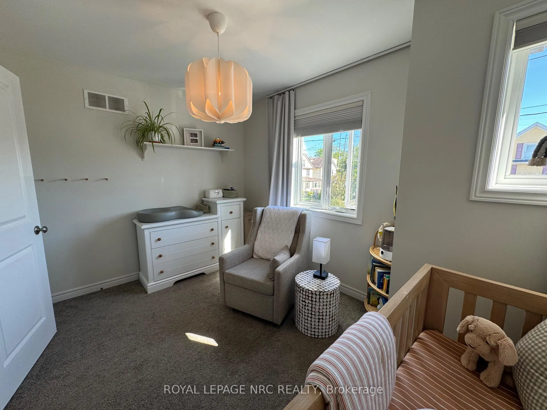 Photo 20 of 11 Violet Street, St. Catharines, Grapeview — HOMEH