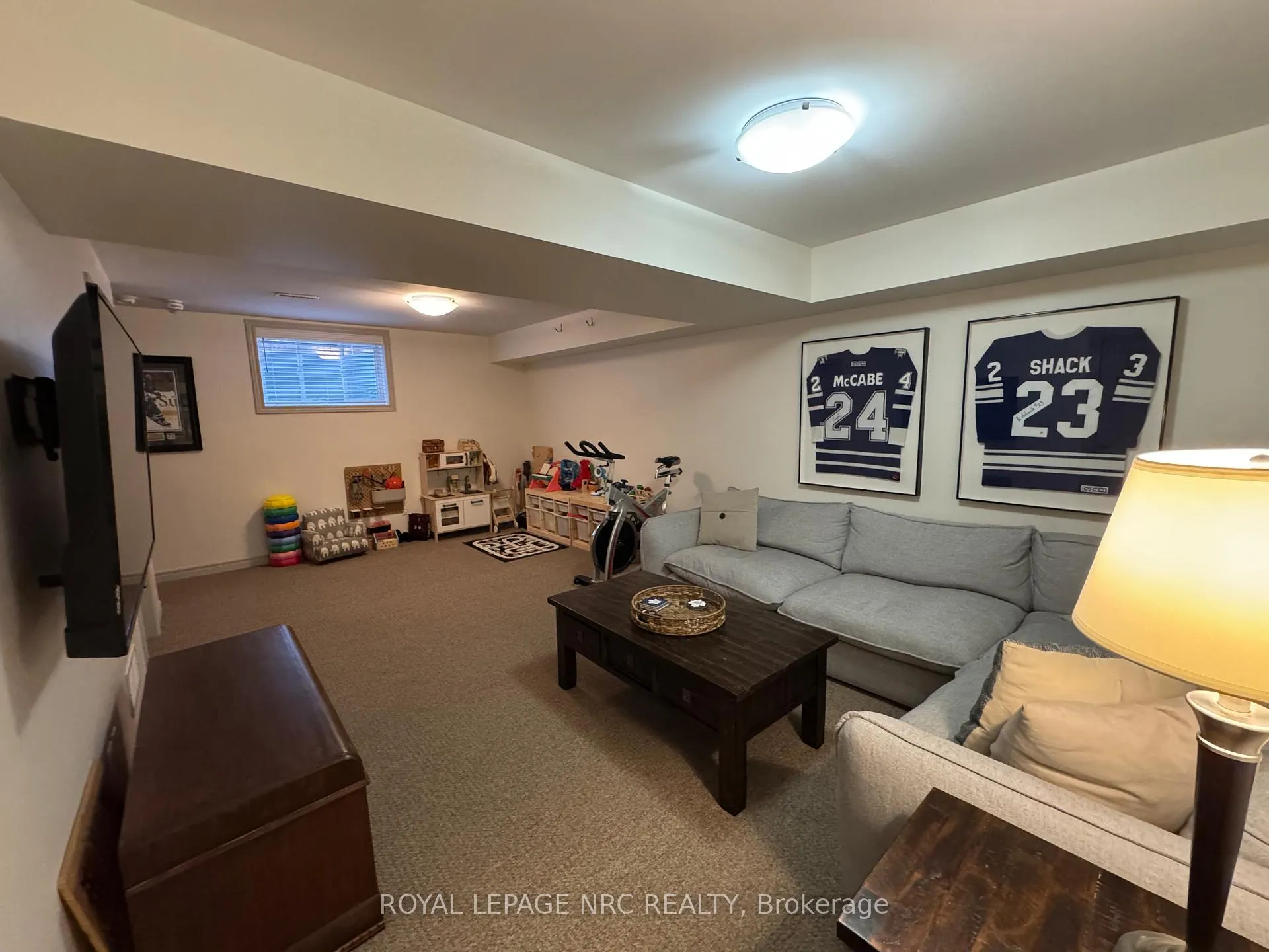 Photo 26 of 11 Violet Street, St. Catharines, Grapeview — HOMEH