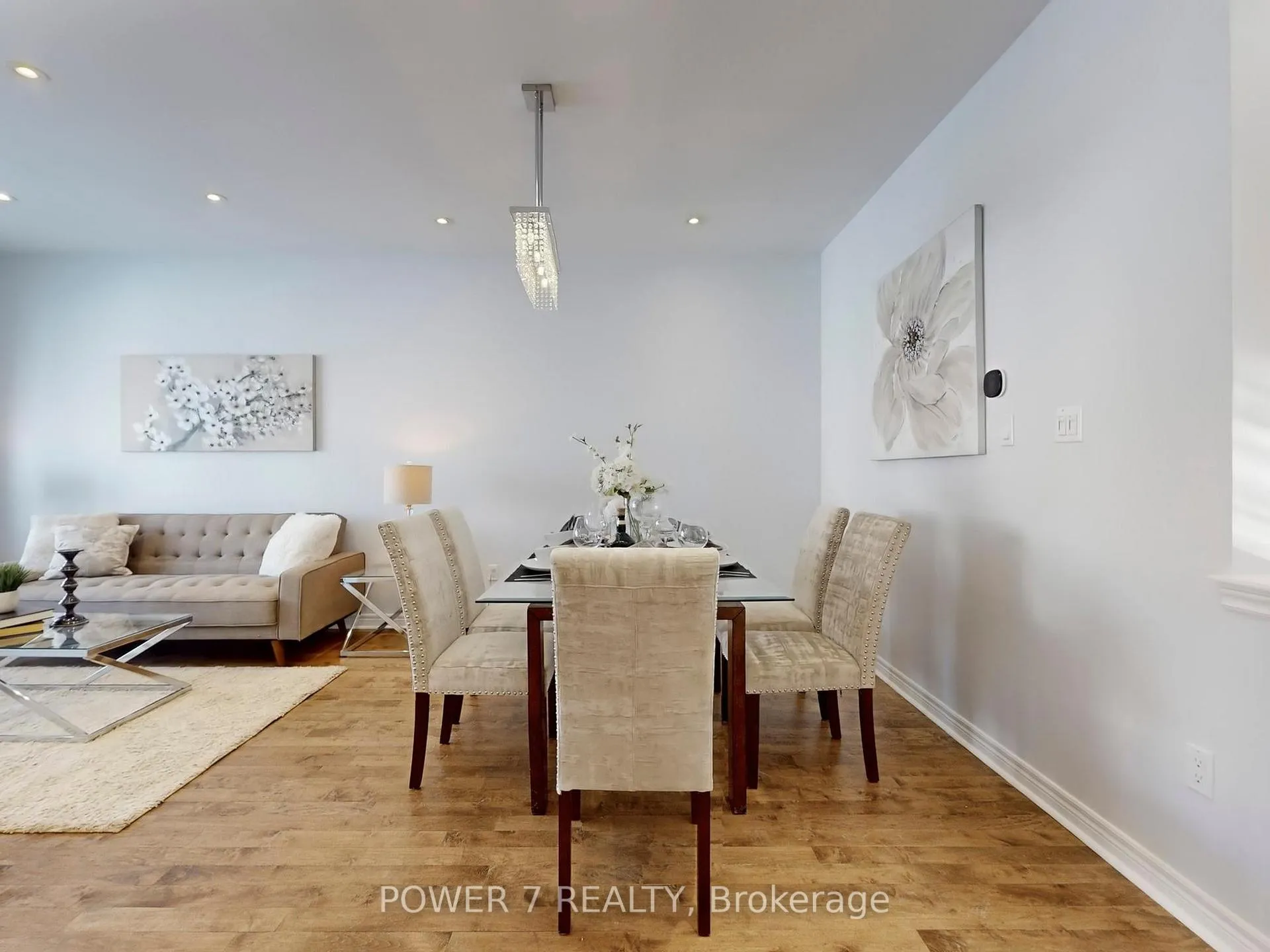 Photo 8 of 3 Demoray Court, Markham, Greensborough — HOMEH