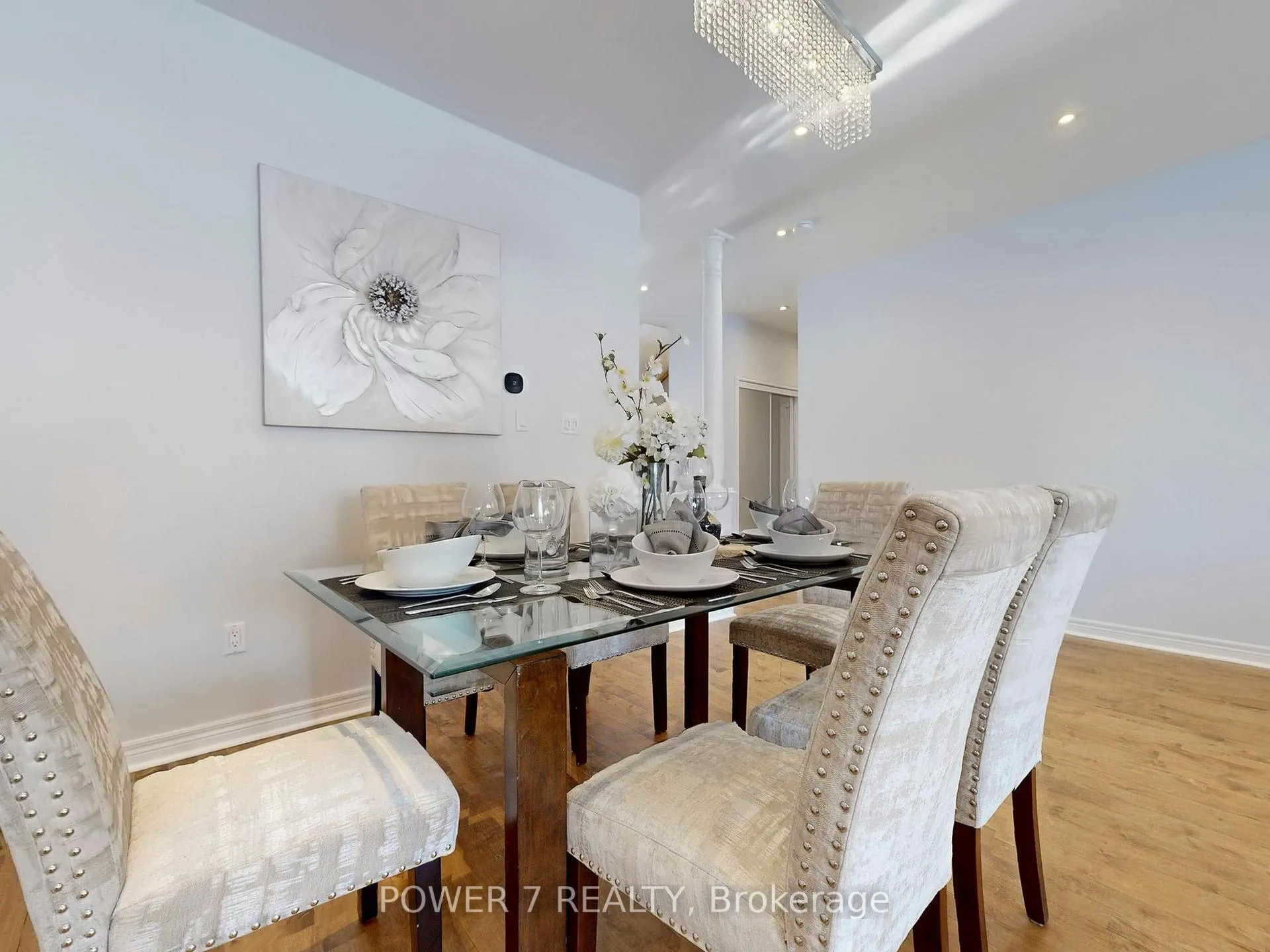 Photo 9 of 3 Demoray Court, Markham, Greensborough — HOMEH