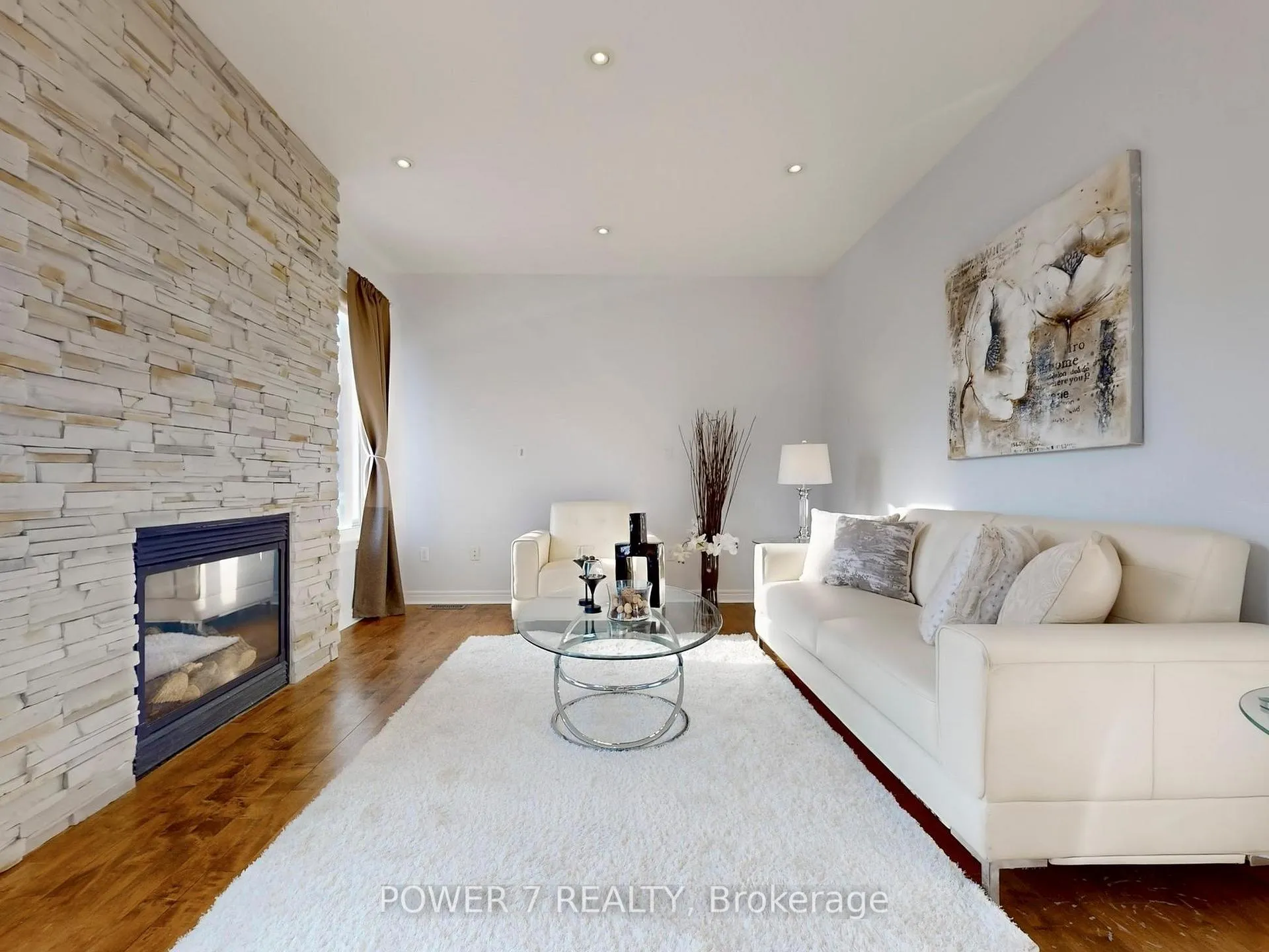Photo 11 of 3 Demoray Court, Markham, Greensborough — HOMEH