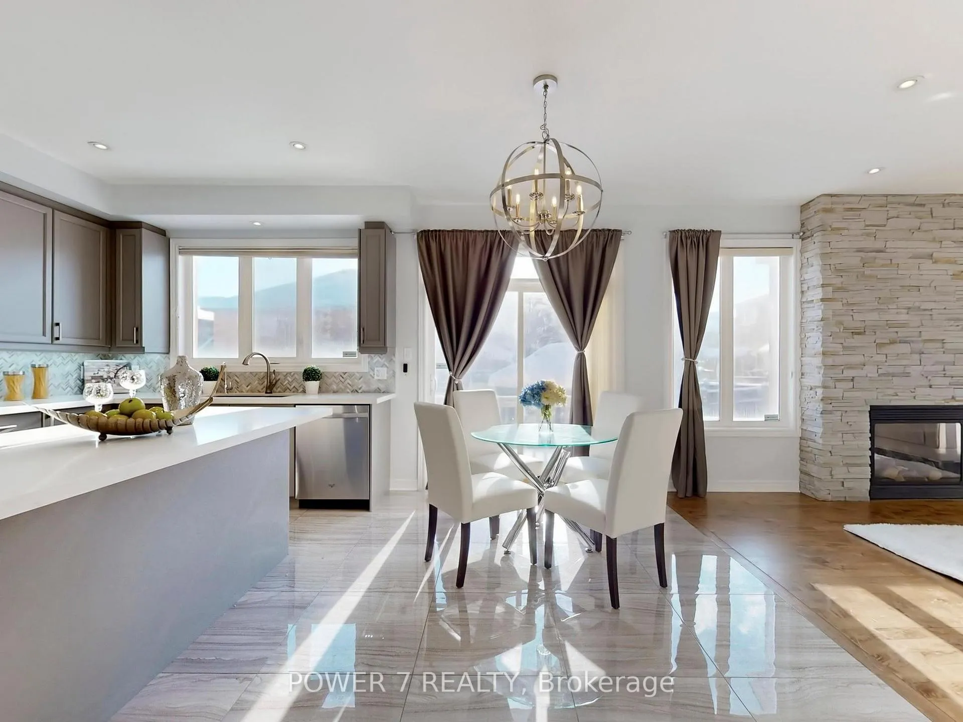Photo 19 of 3 Demoray Court, Markham, Greensborough — HOMEH
