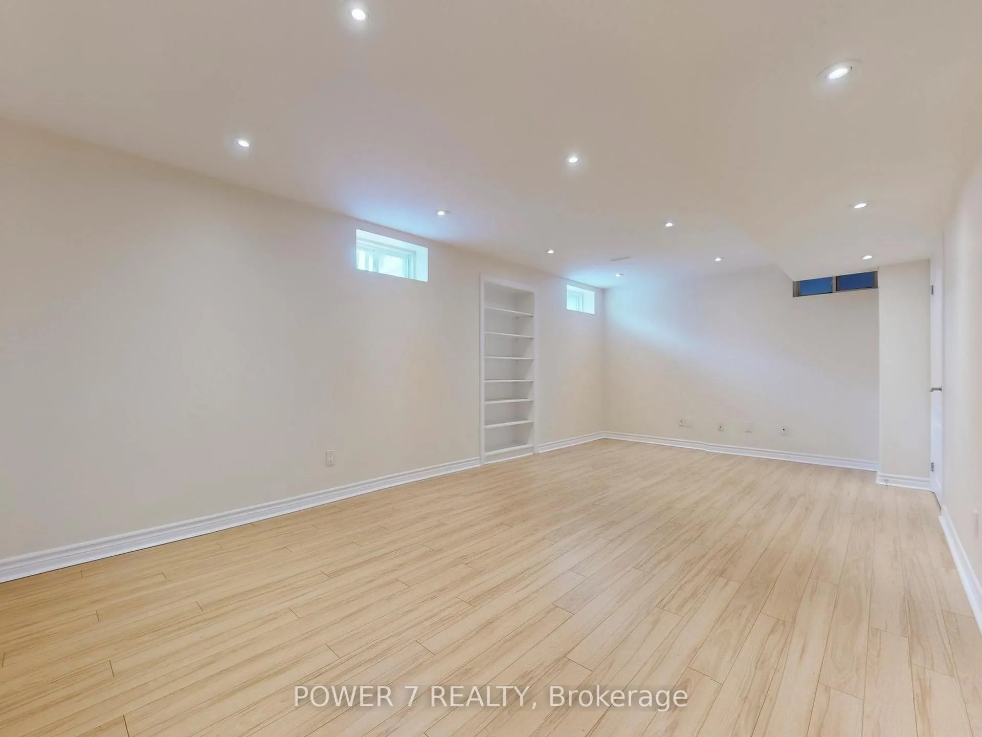 Photo 38 of 3 Demoray Court, Markham, Greensborough — HOMEH